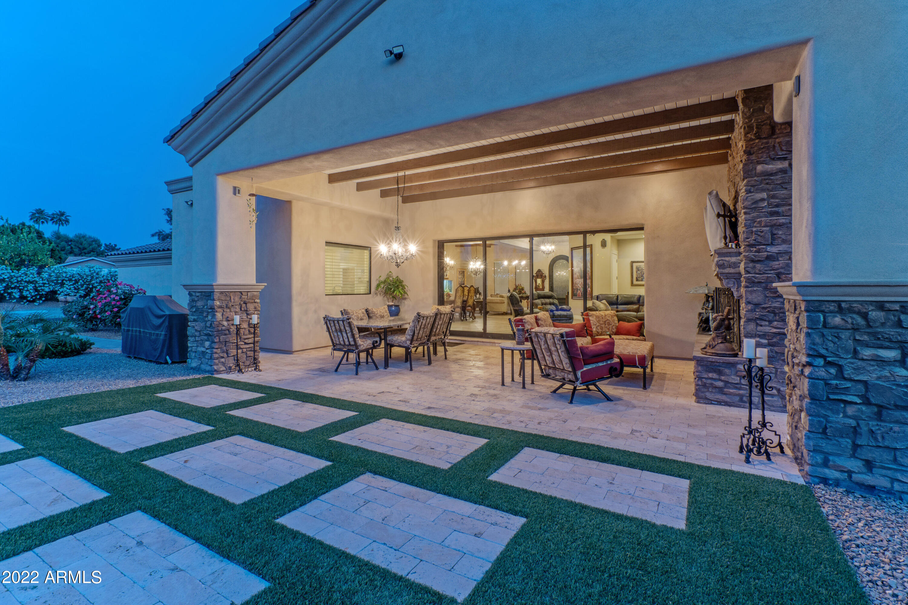 DESERT WIND - Residential