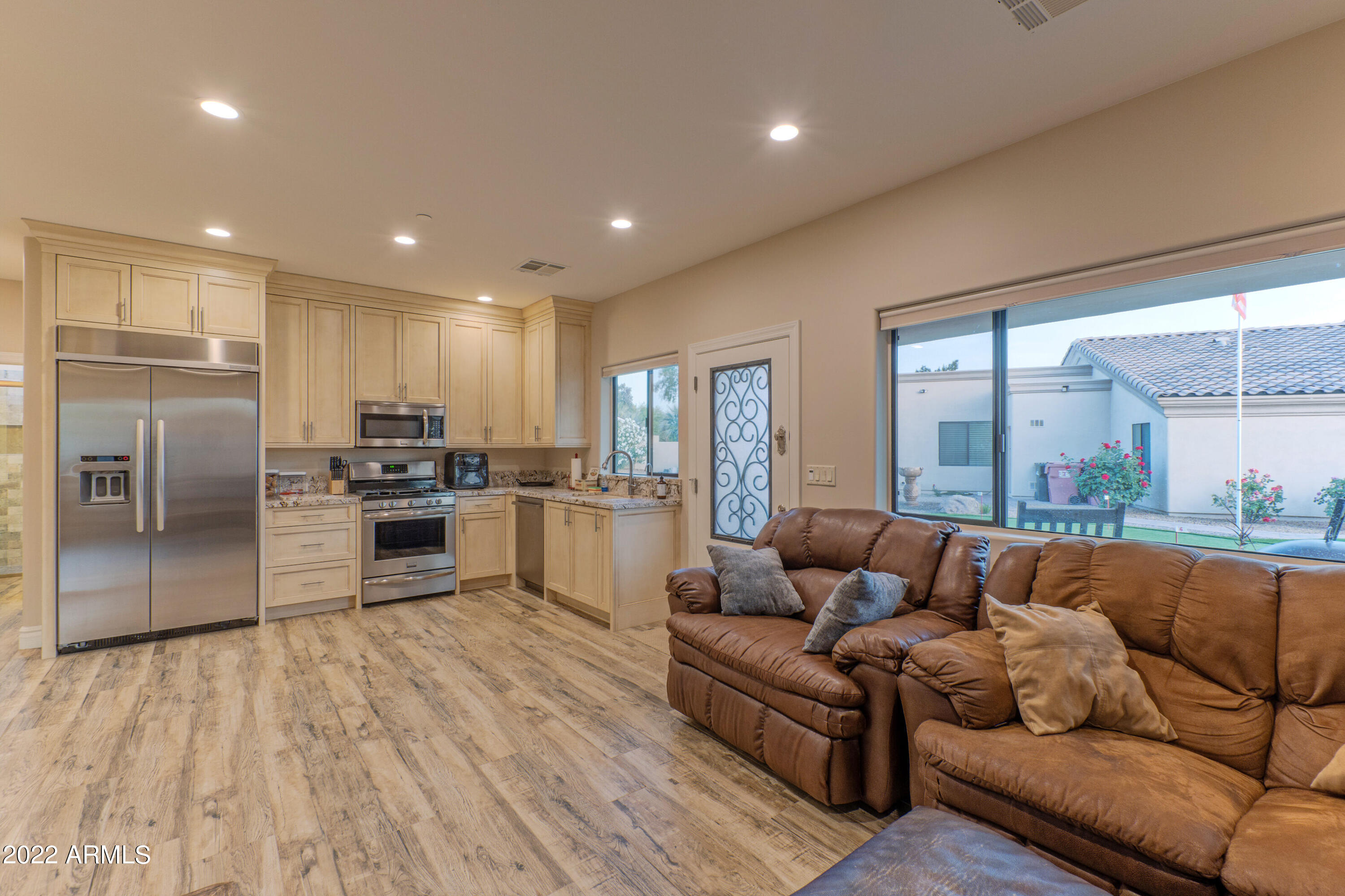 DESERT WIND - Residential