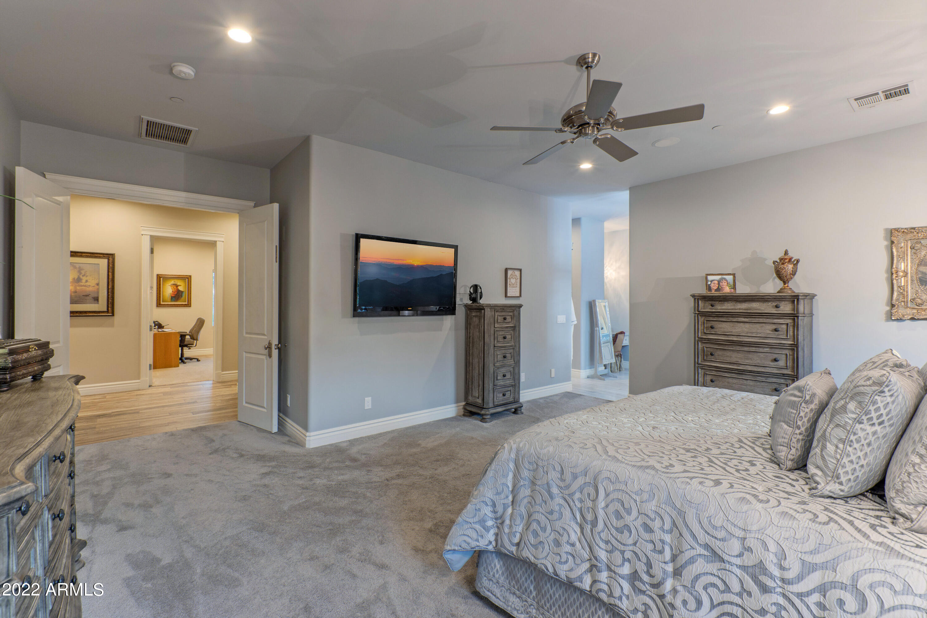 DESERT WIND - Residential