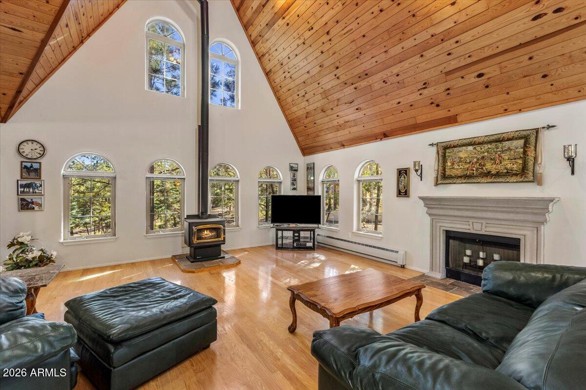 ALPINE VILLAGE ACRES - Residential