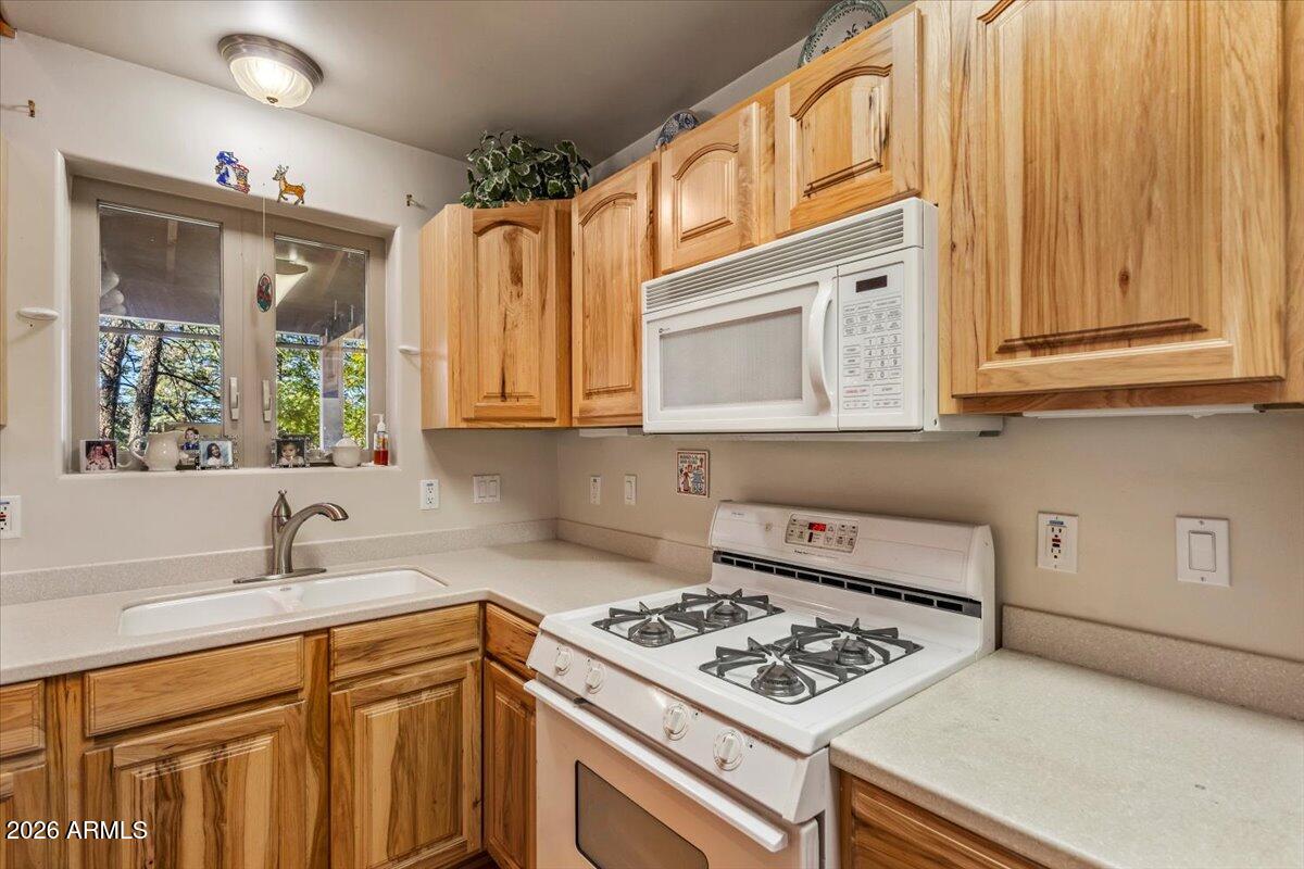 ALPINE VILLAGE ACRES - Residential