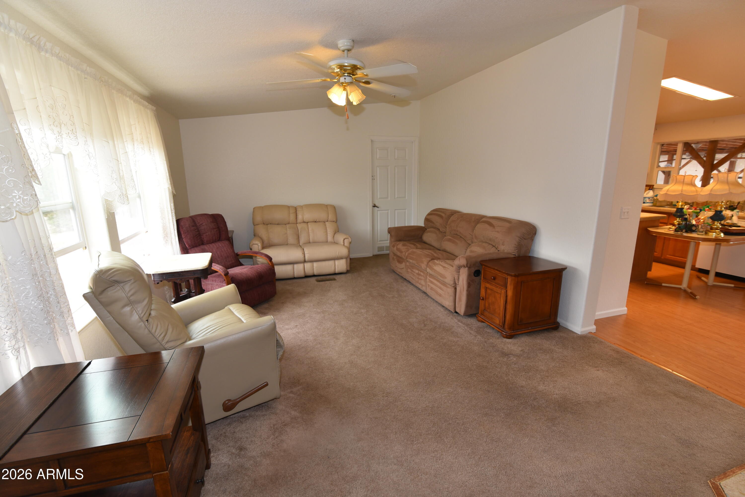 LAKE KAIBAB PARK UNIT 02 LOT: 646 - Residential