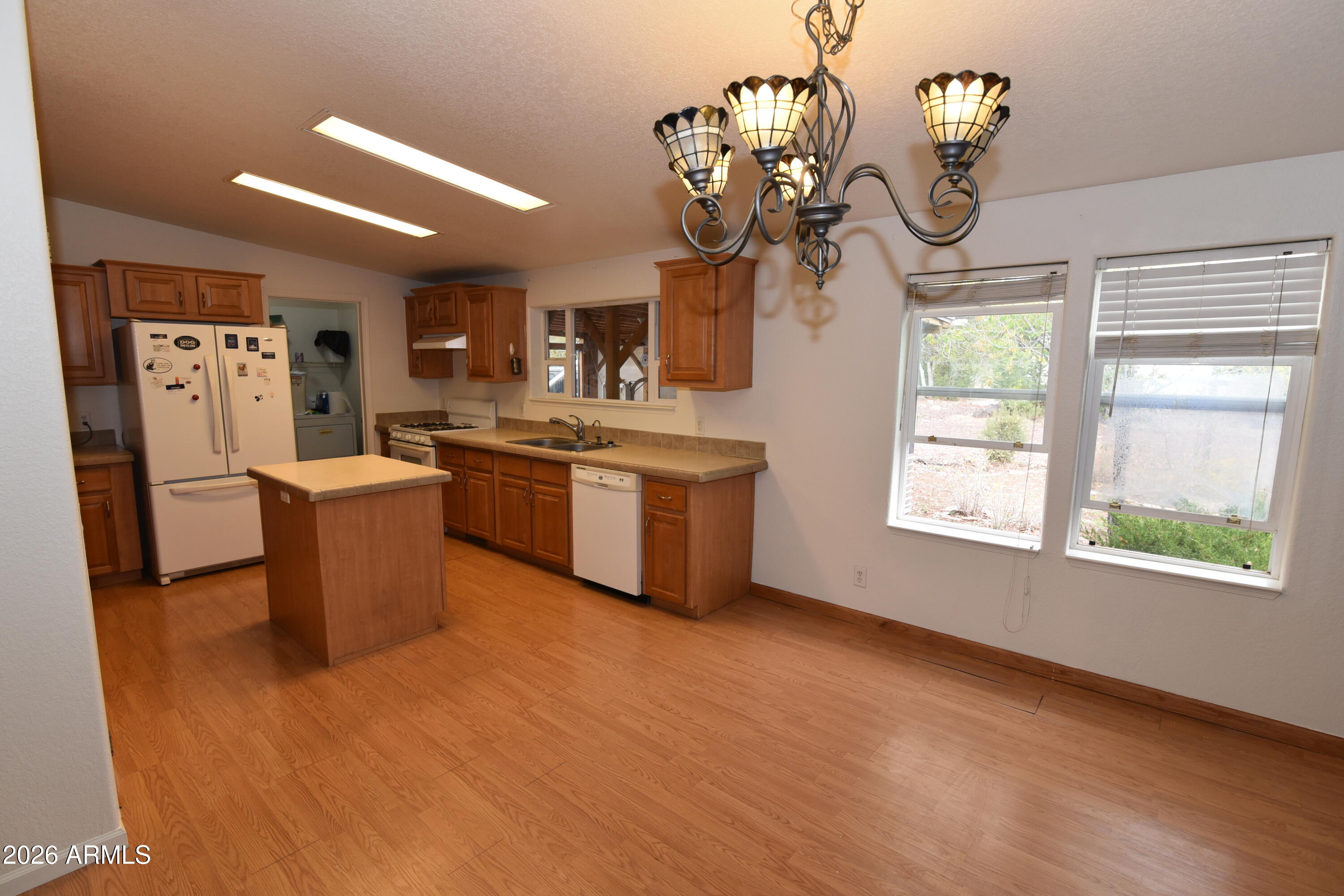 LAKE KAIBAB PARK UNIT 02 LOT: 646 - Residential