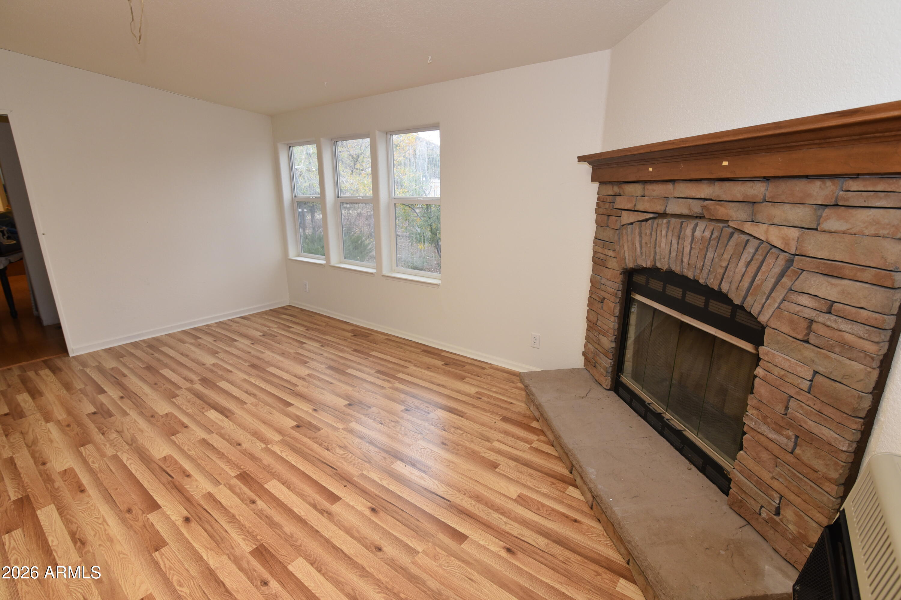 LAKE KAIBAB PARK UNIT 02 LOT: 646 - Residential