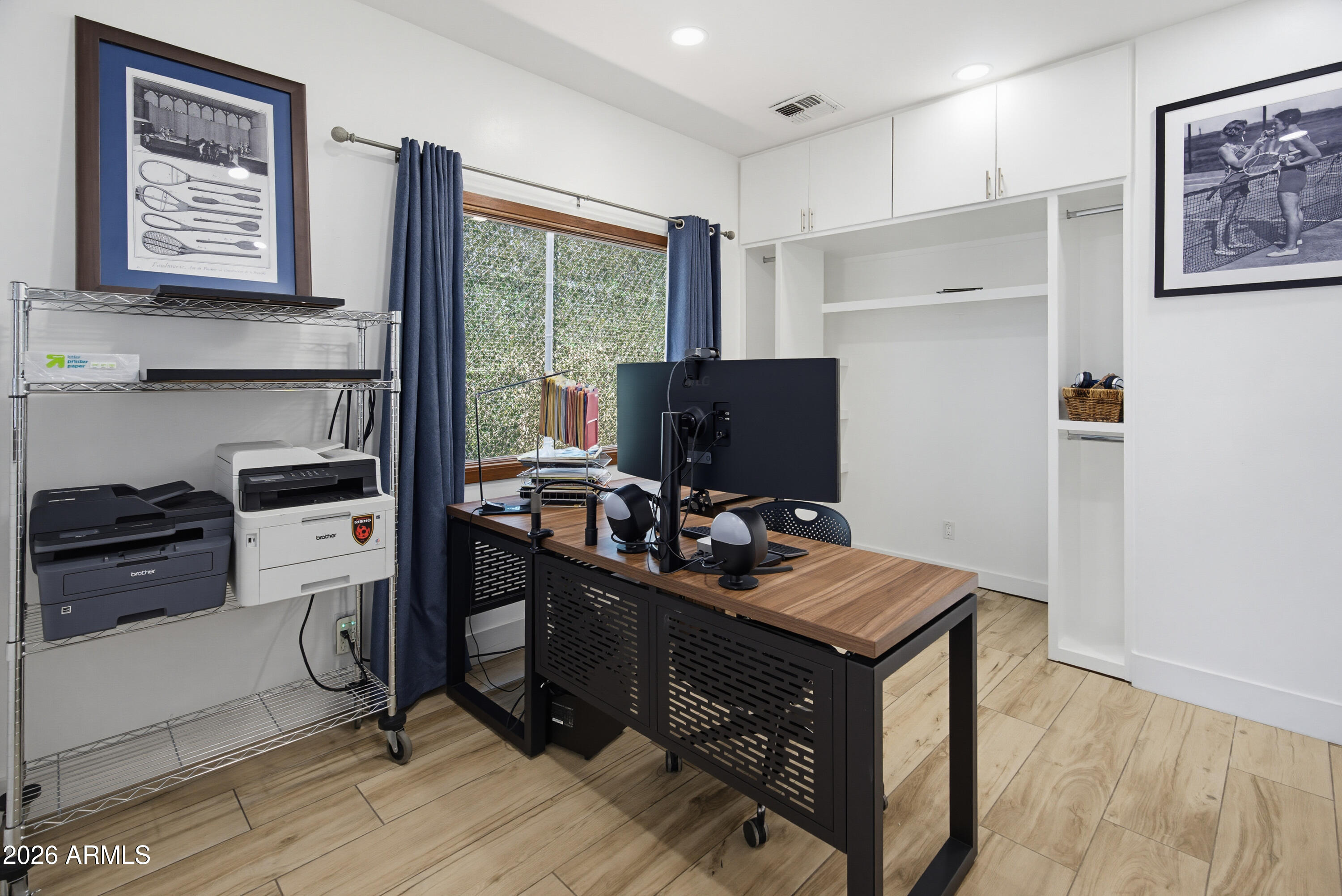 ARROYO HEIGHTS - Residential
