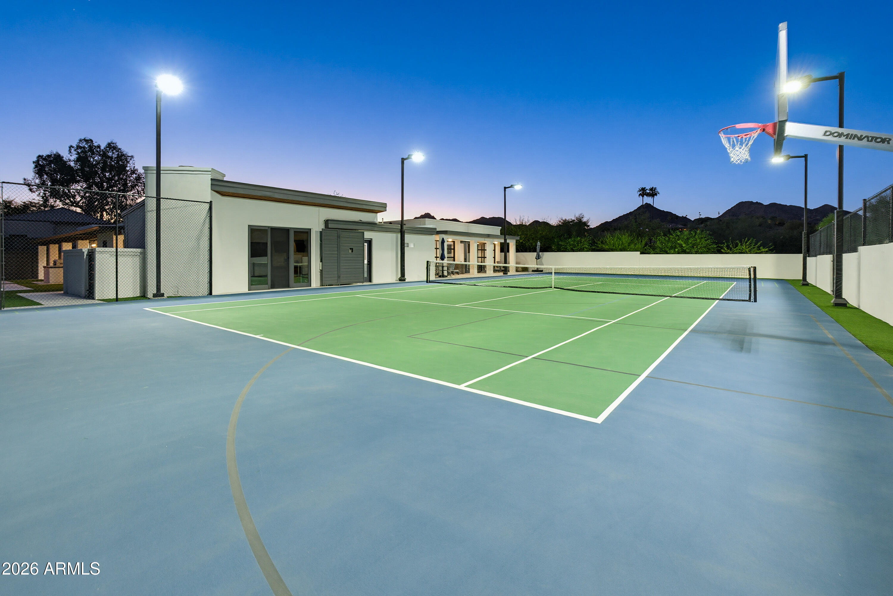 ARROYO HEIGHTS - Residential