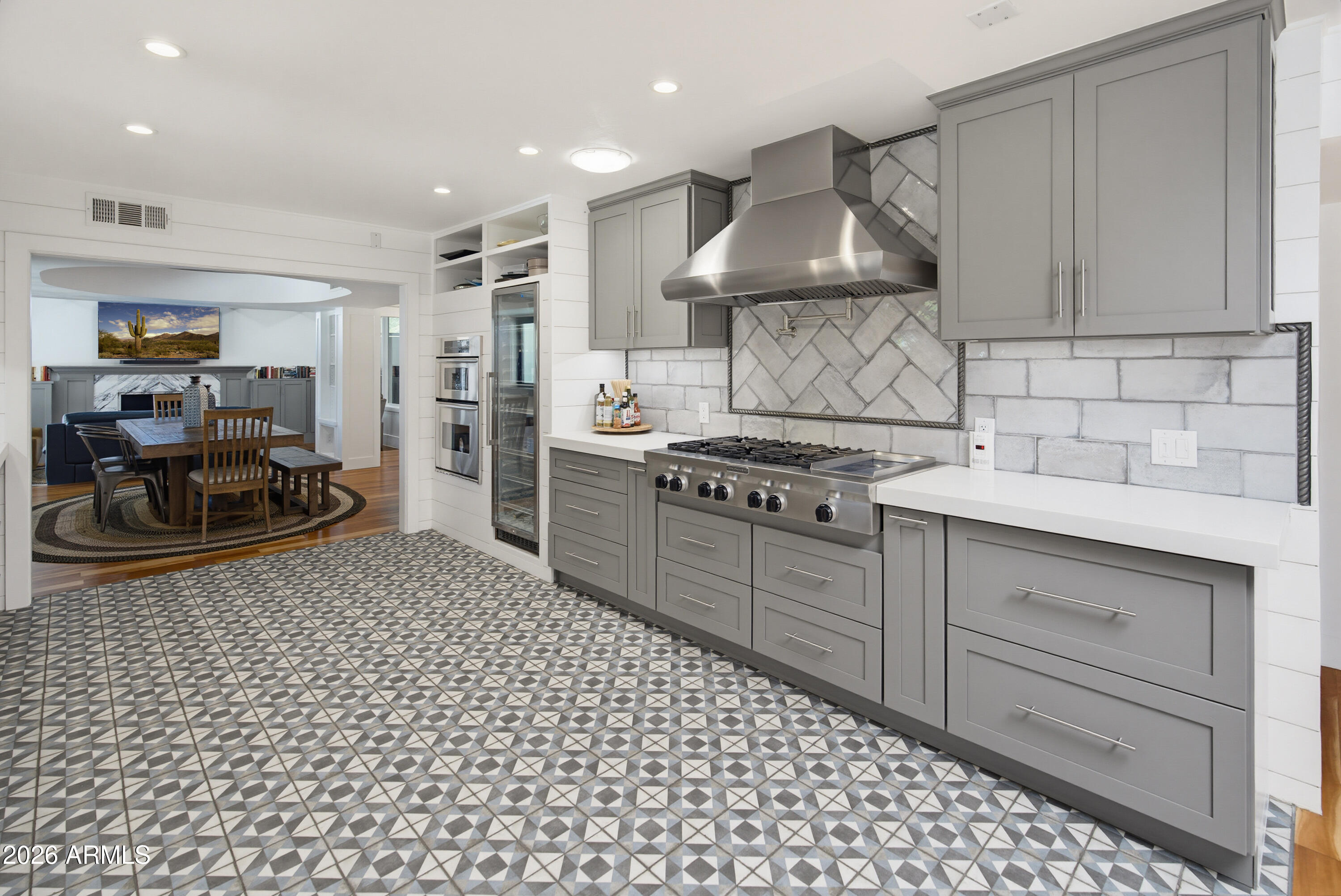 ARROYO HEIGHTS - Residential