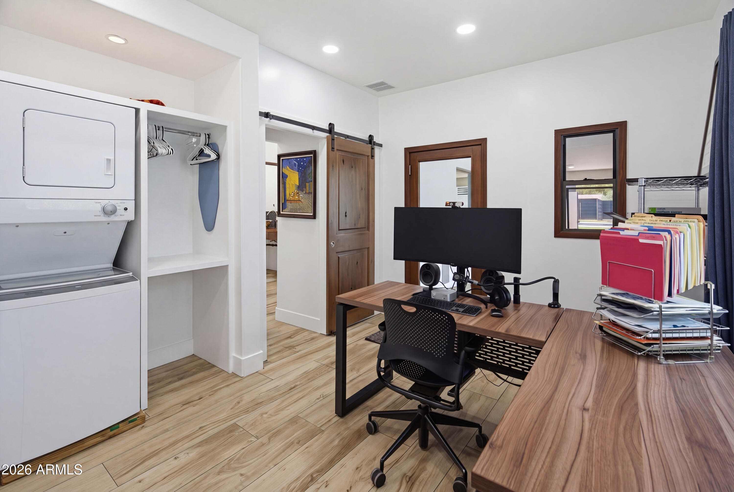 ARROYO HEIGHTS - Residential