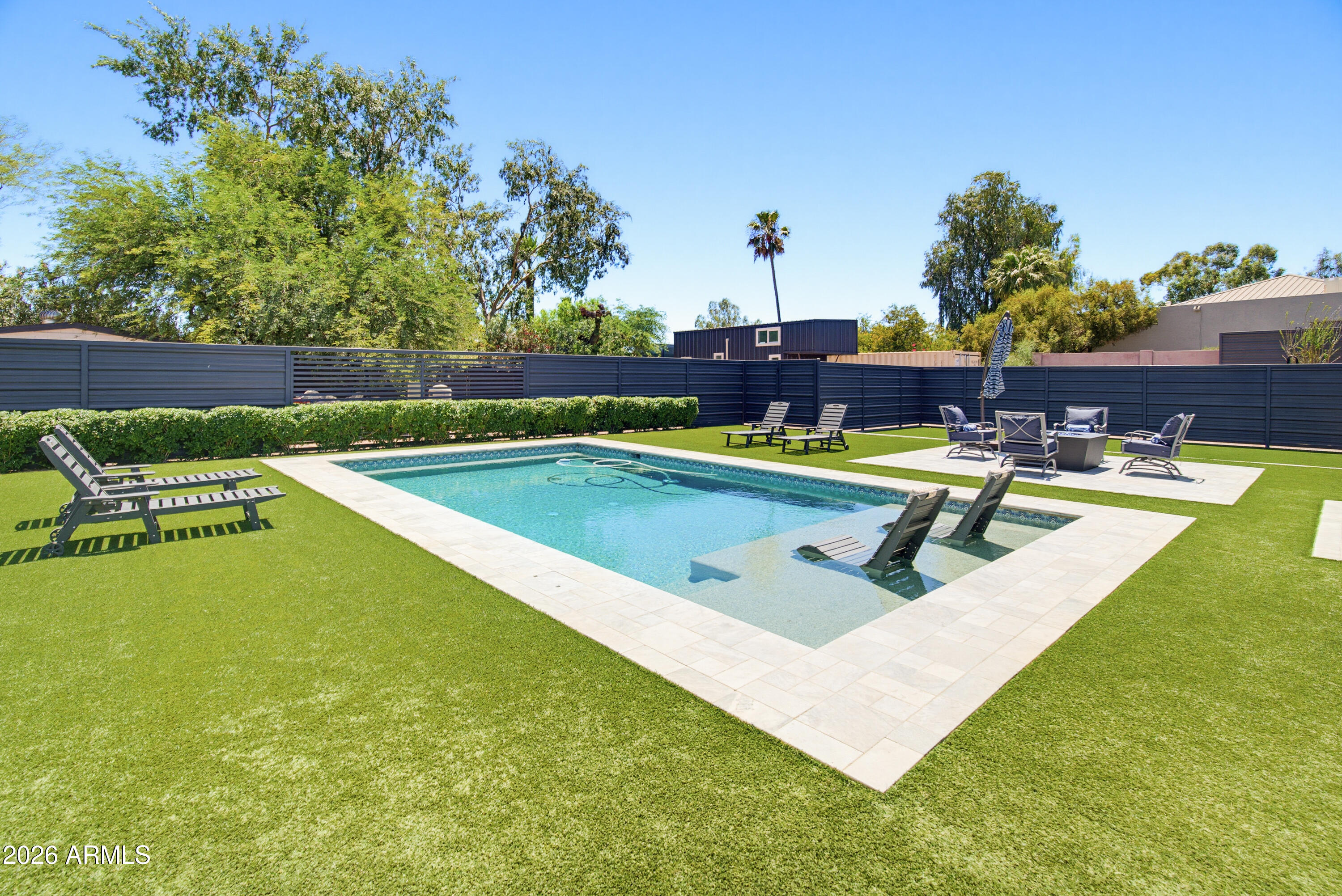 ARROYO HEIGHTS - Residential