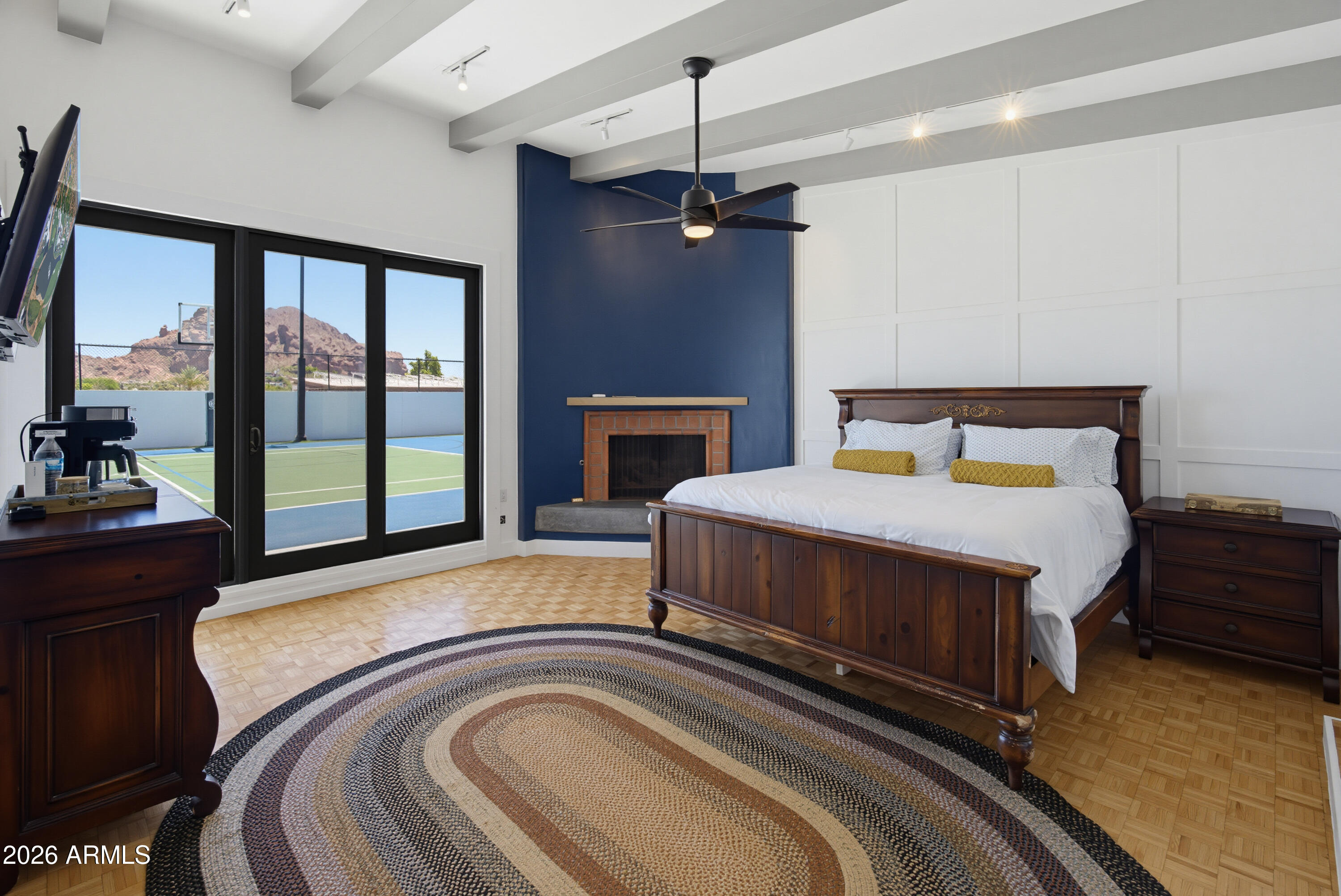 ARROYO HEIGHTS - Residential