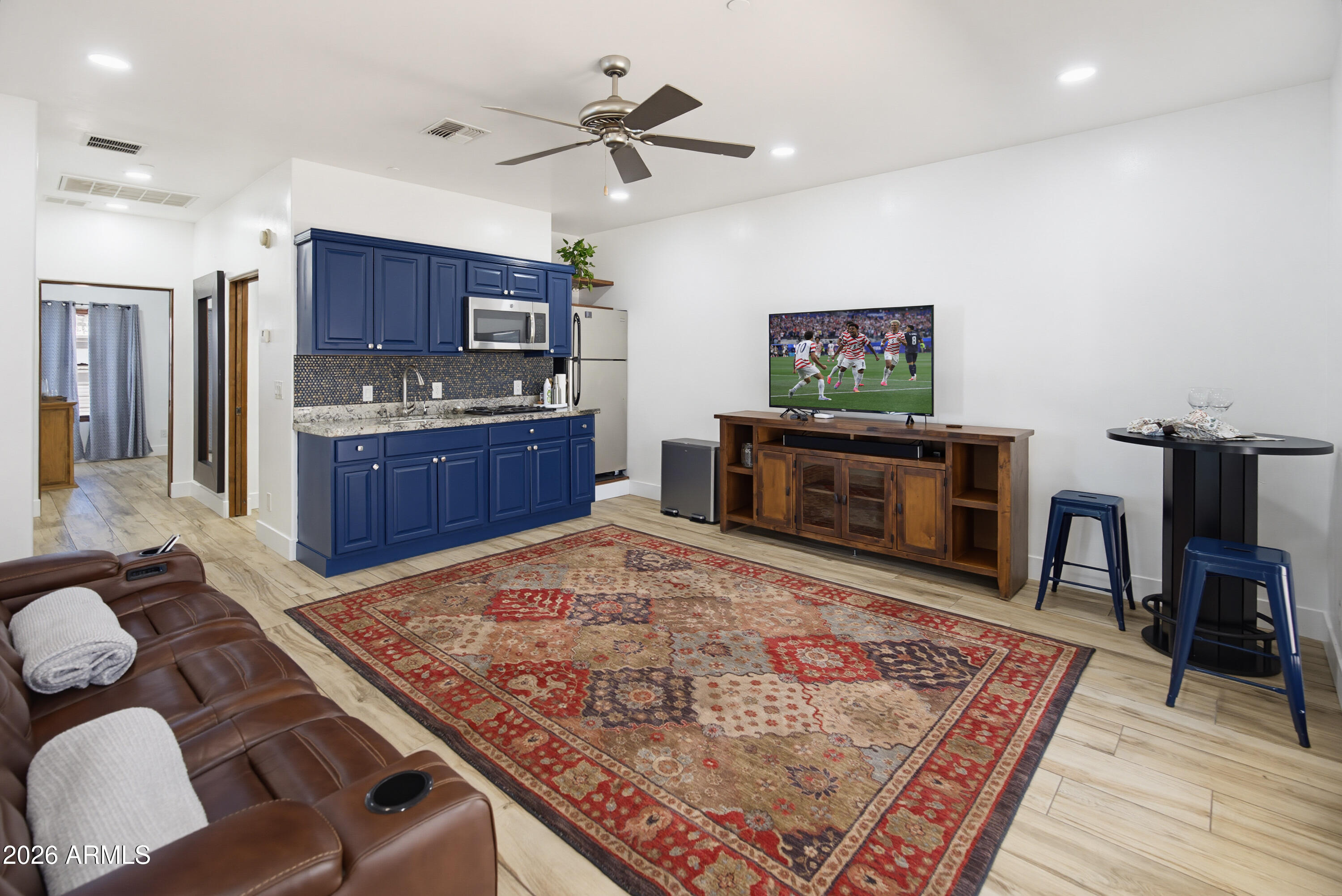 ARROYO HEIGHTS - Residential