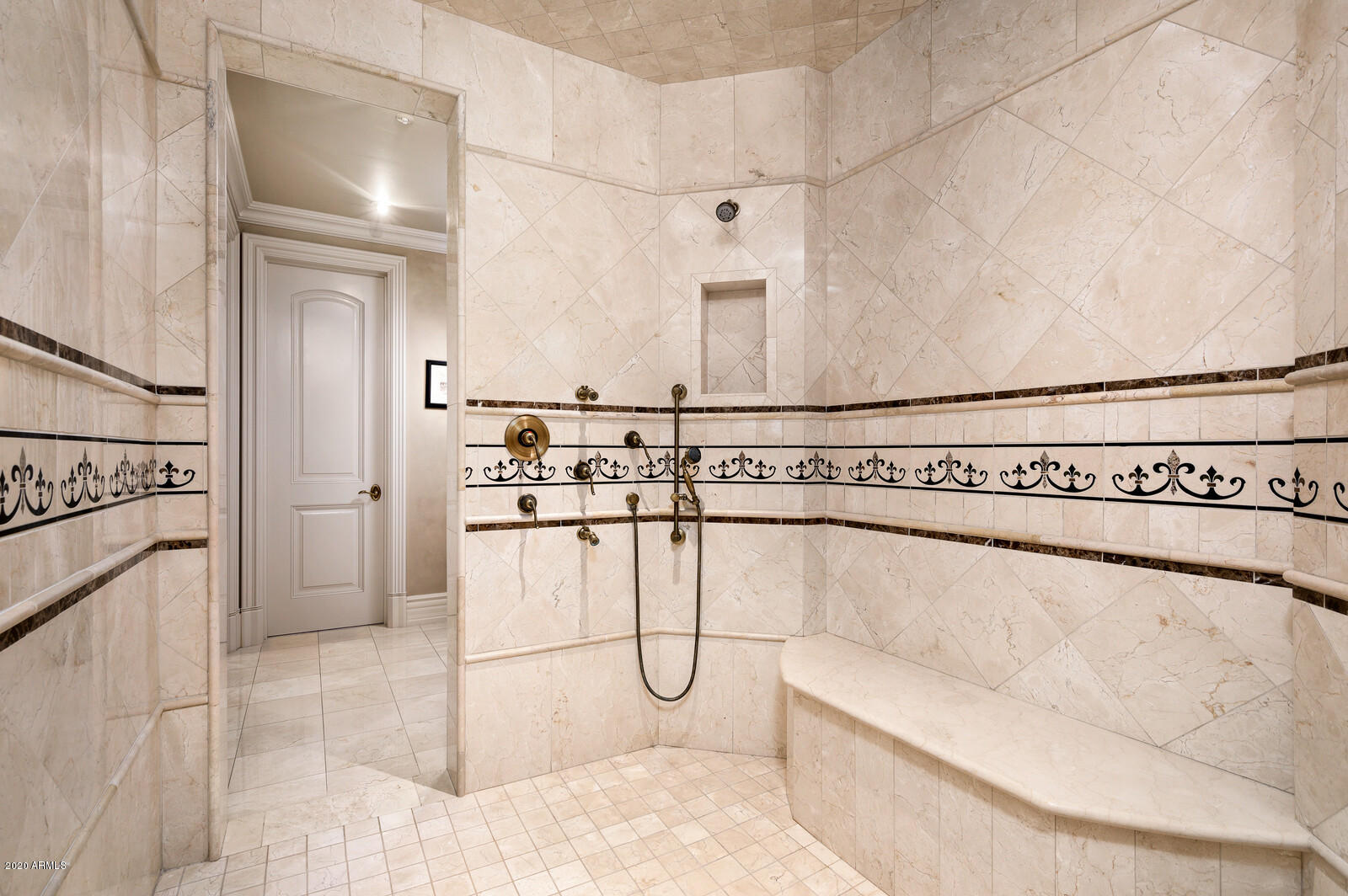 PINNACLE CANYON AT TROON NORTH UNIT 1 - Residential