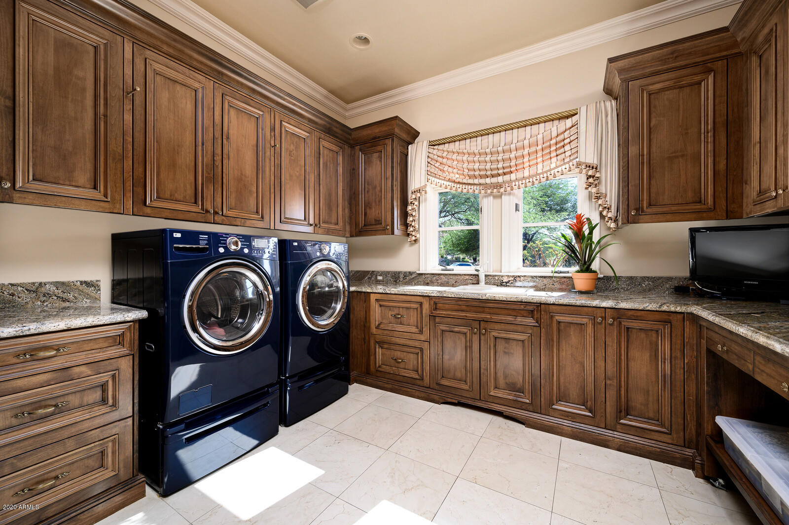 PINNACLE CANYON AT TROON NORTH UNIT 1 - Residential