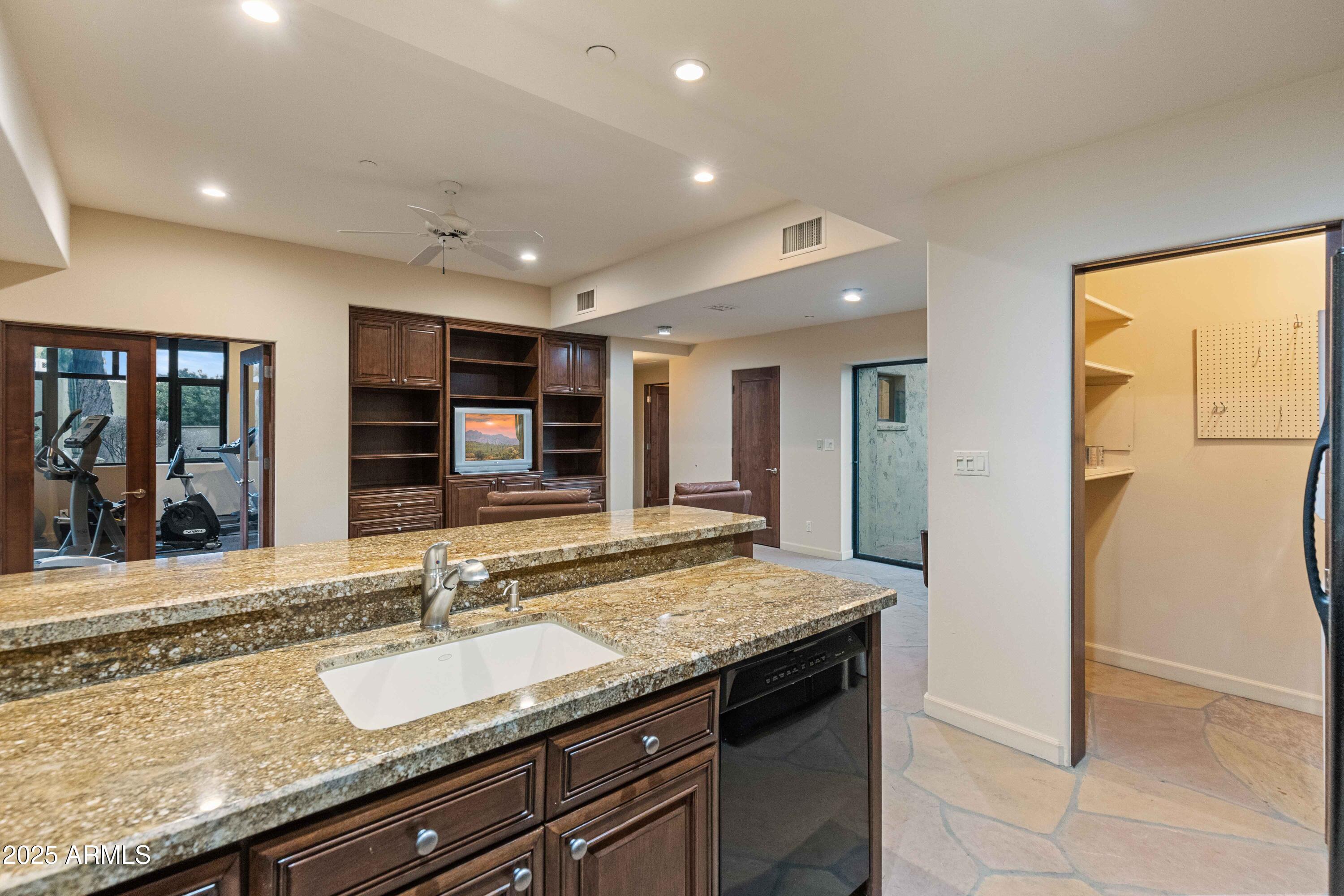 CAMELBACK COUNTRY CLUB ESTATES 5 LOTS 109 THROUGH - Residential