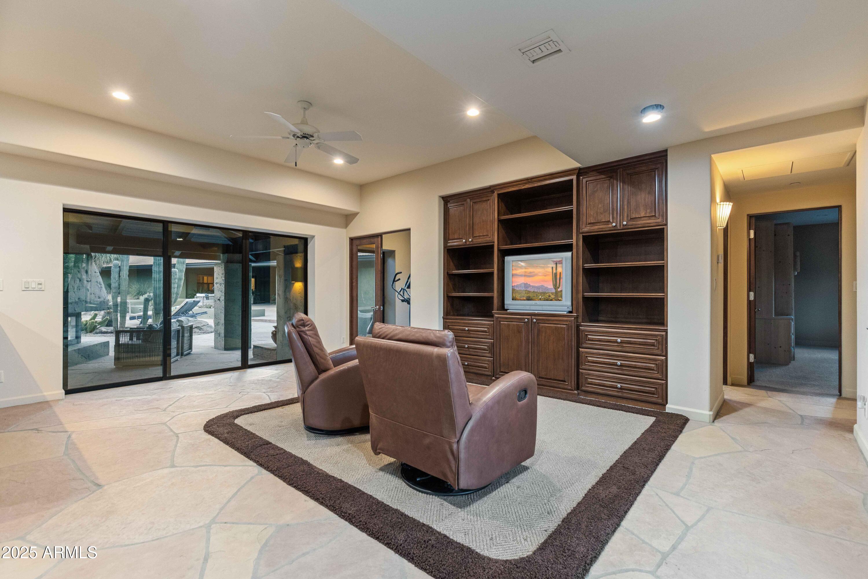 CAMELBACK COUNTRY CLUB ESTATES 5 LOTS 109 THROUGH - Residential