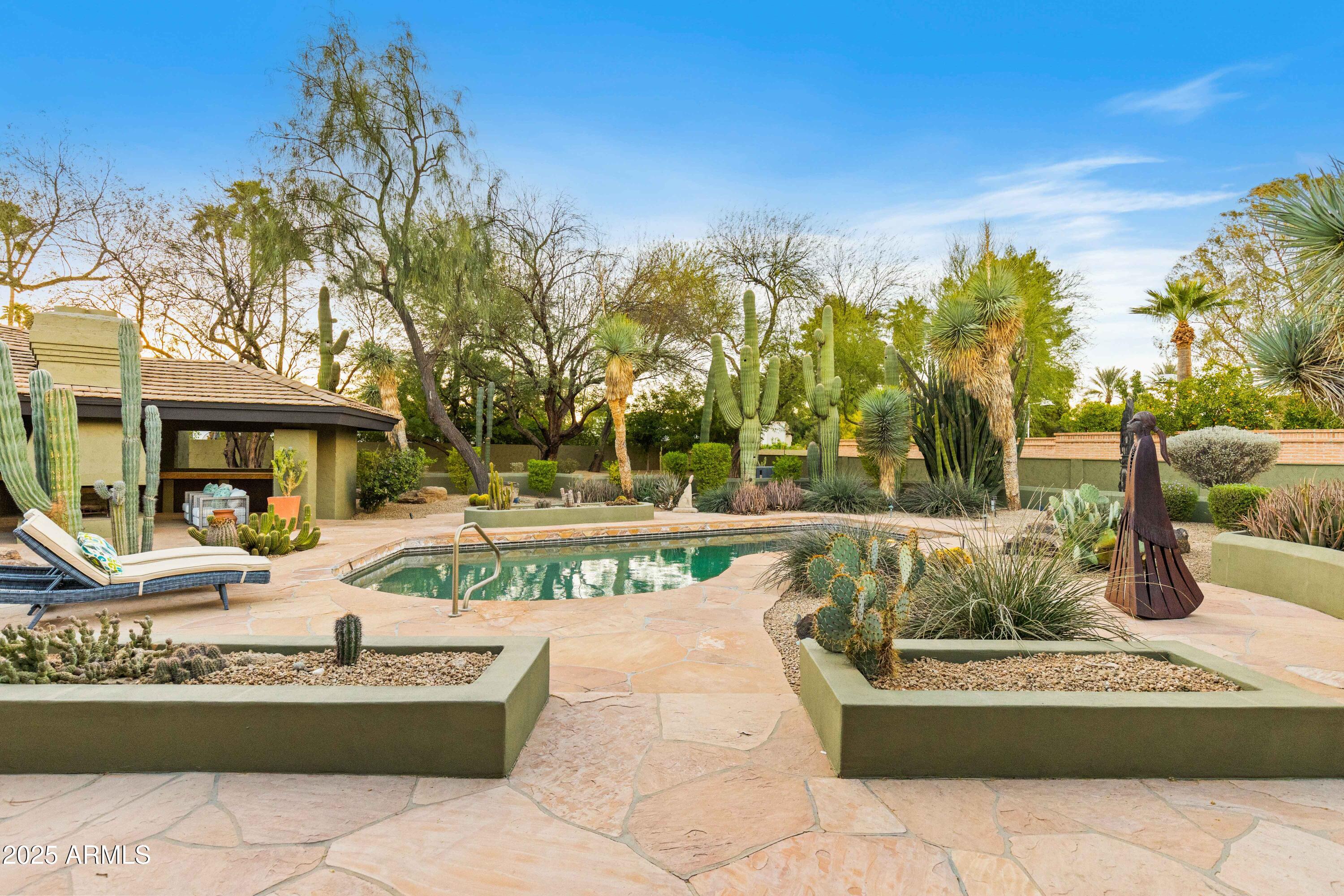 CAMELBACK COUNTRY CLUB ESTATES 5 LOTS 109 THROUGH - Residential