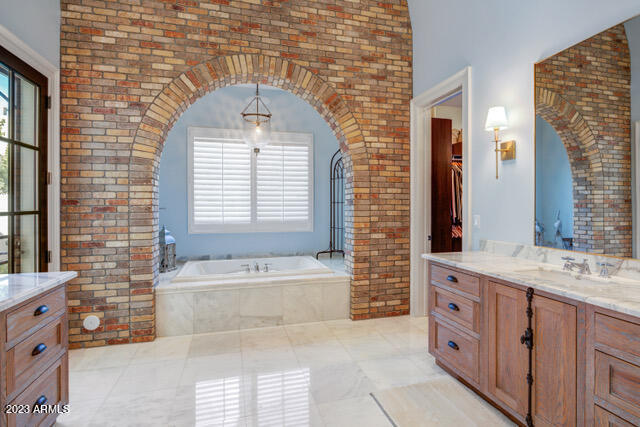 CENTURY CLUB ESTATES - Residential