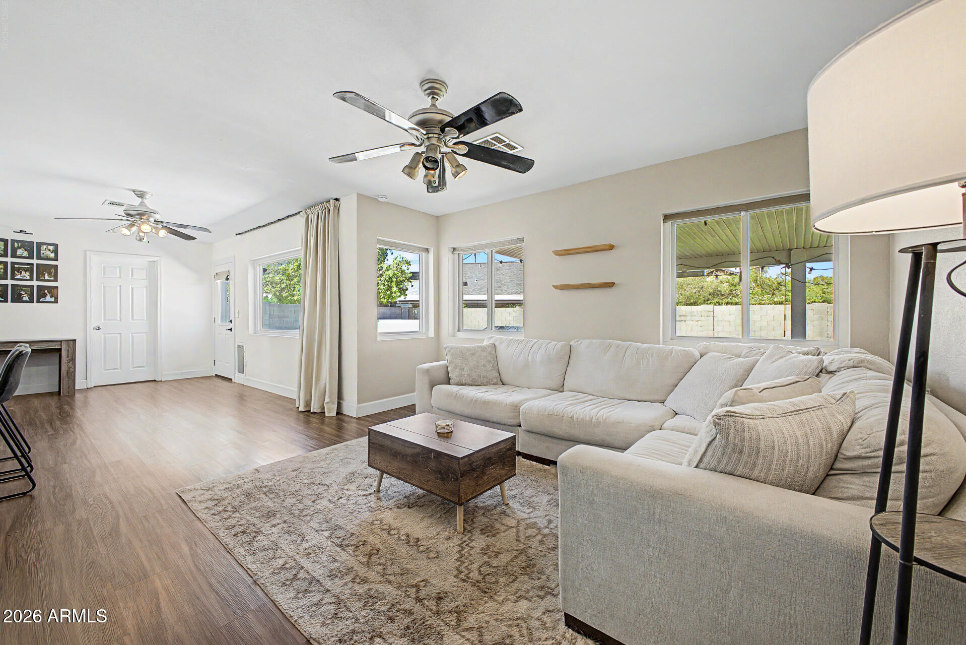 COUNTRY PLACE - Residential