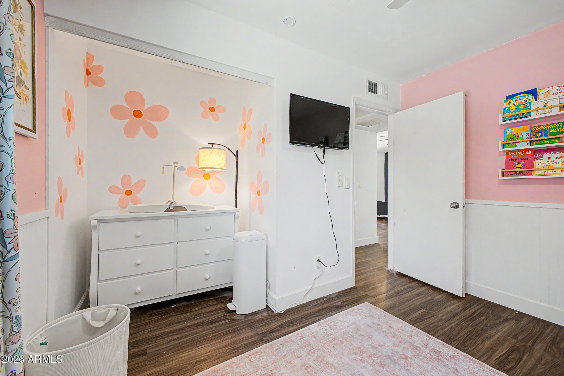 COUNTRY PLACE - Residential