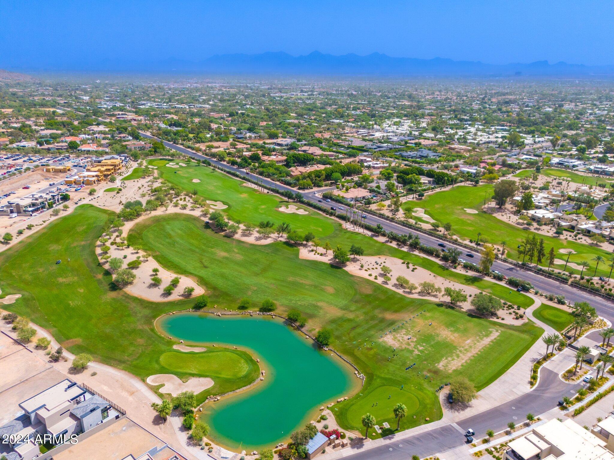 ARCADIA MANORS - Residential
