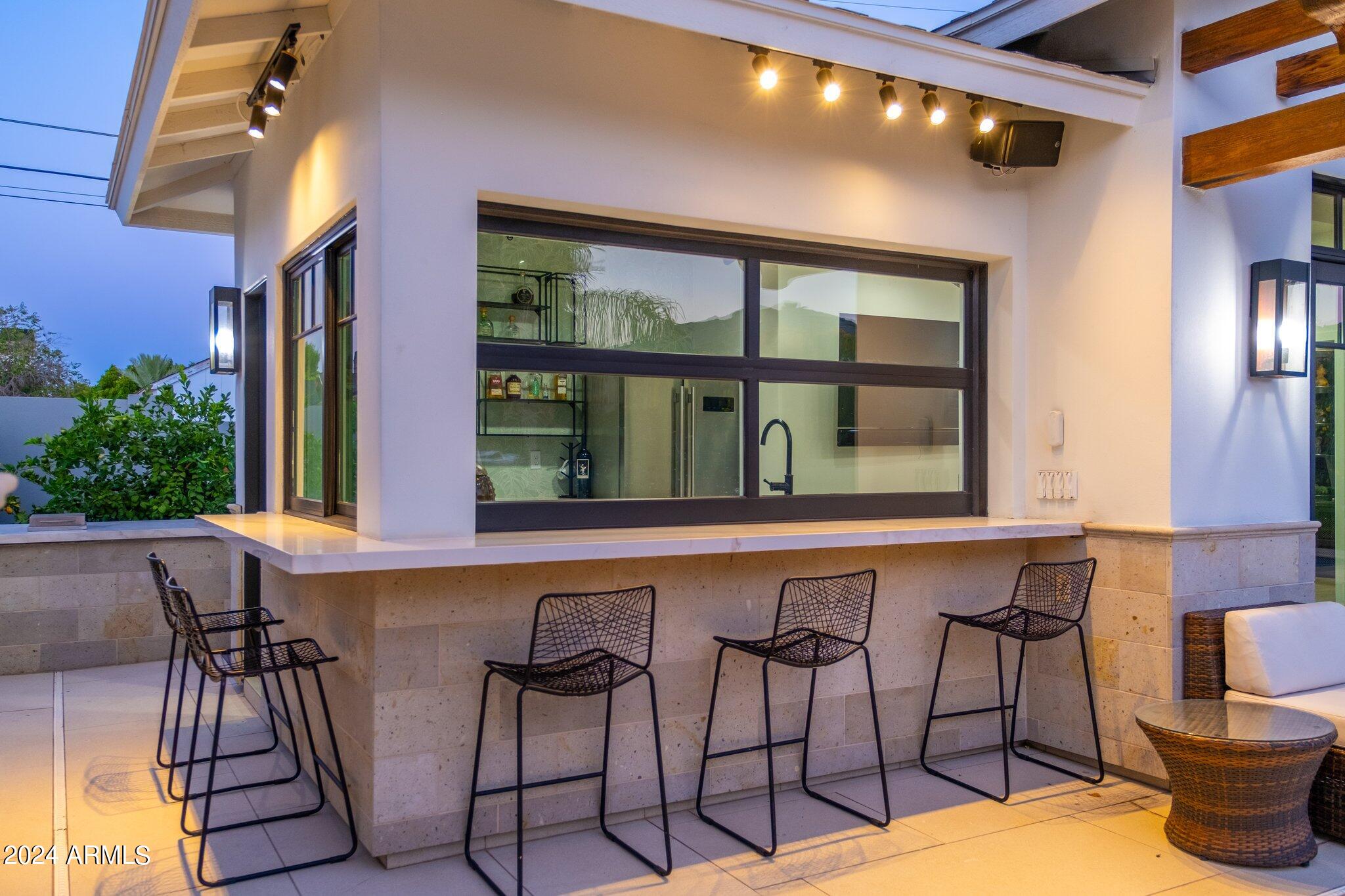 ARCADIA MANORS - Residential