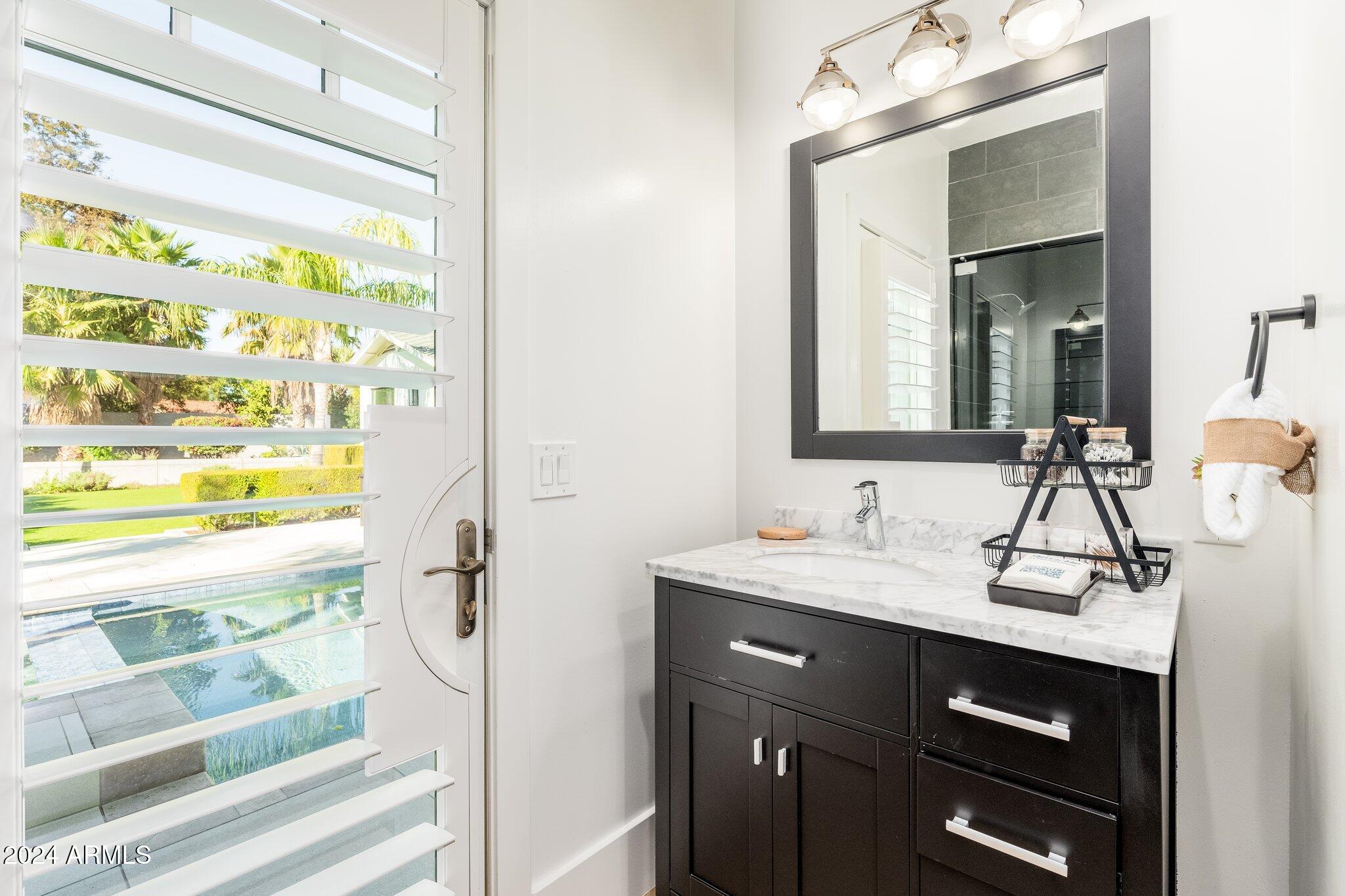 ARCADIA MANORS - Residential