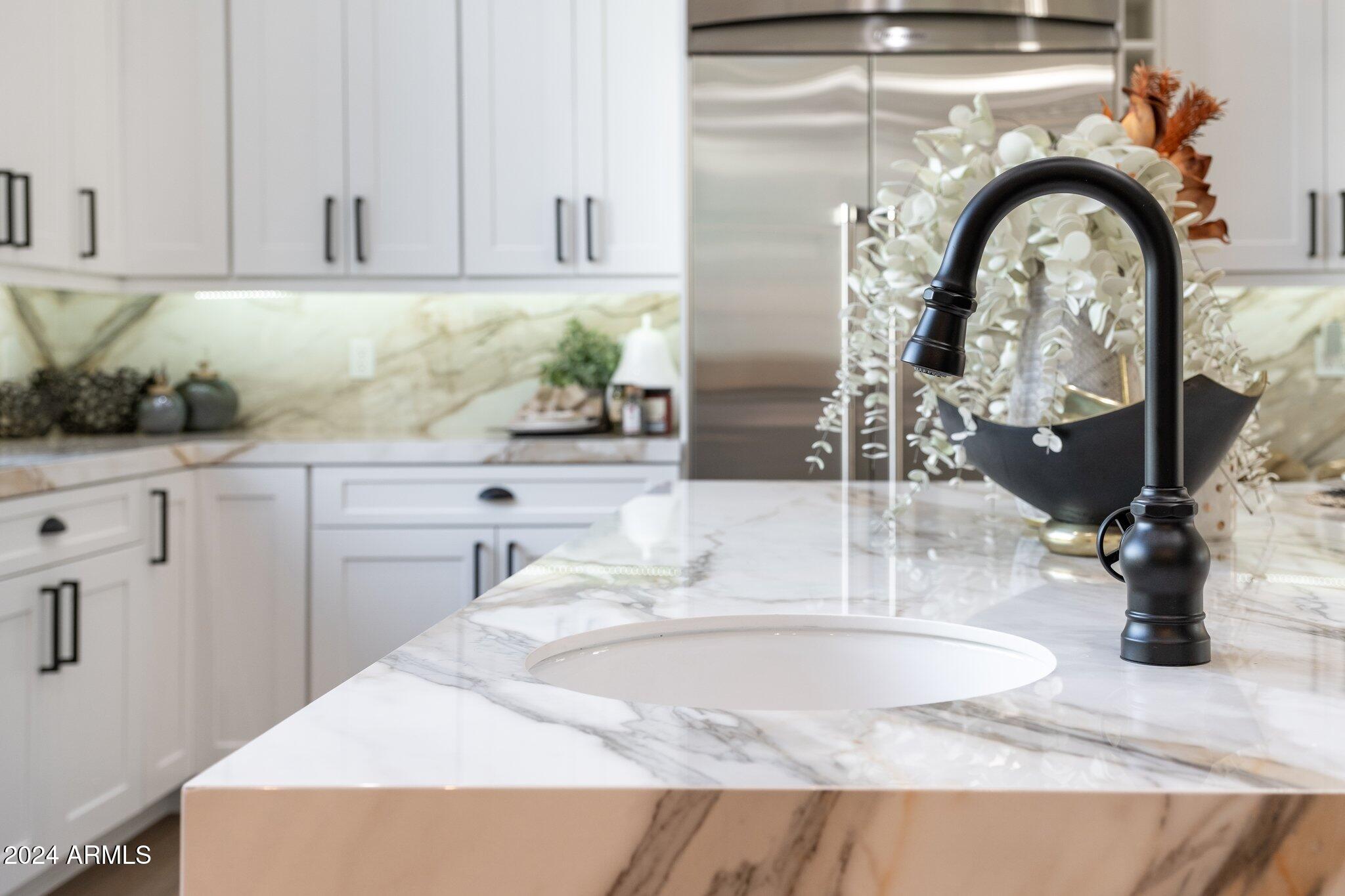 ARCADIA MANORS - Residential