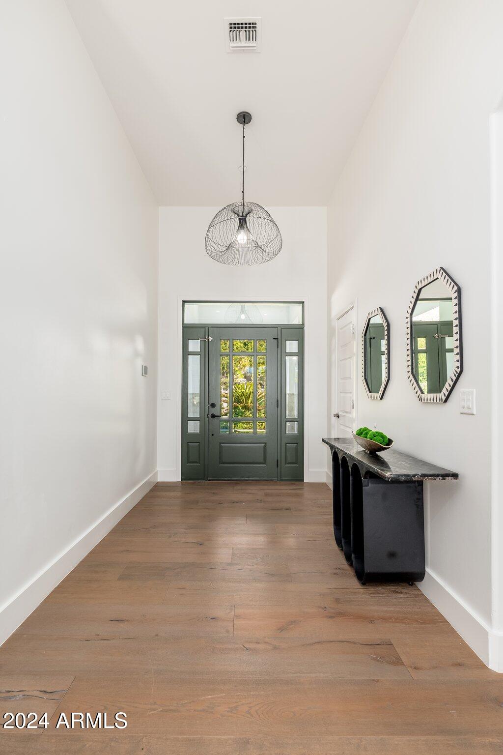 ARCADIA MANORS - Residential