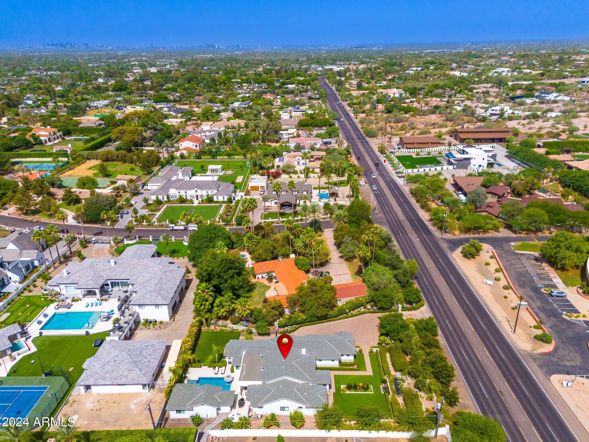 ARCADIA MANORS - Residential
