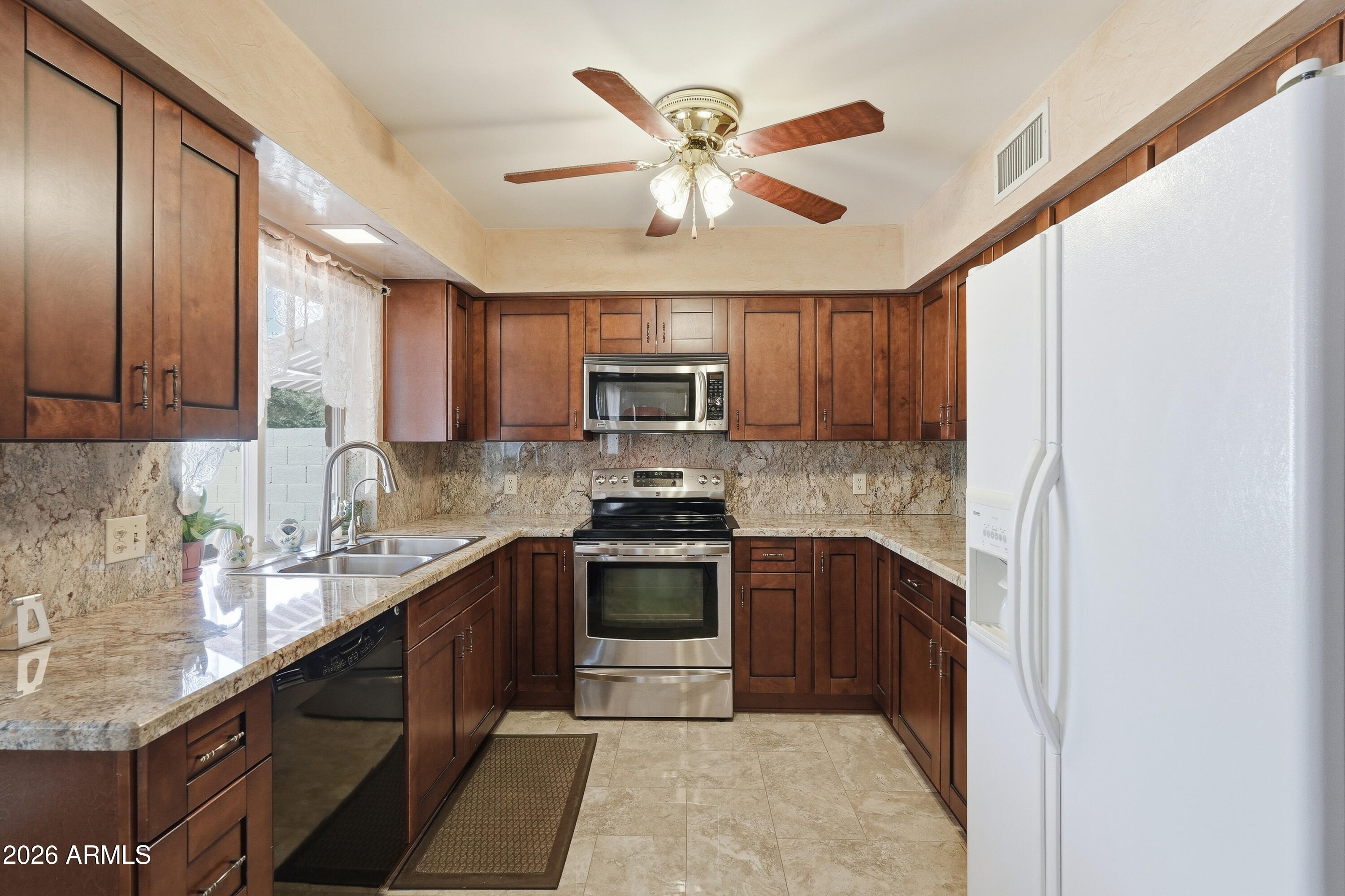 GOLDEN PALMS ESTATES 5 UNIT 3 - Residential