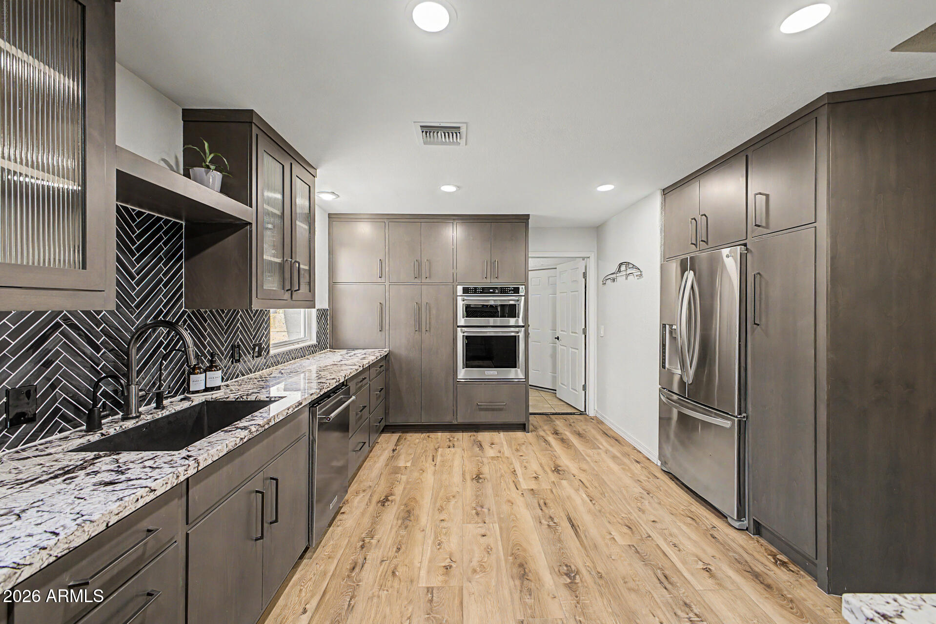 LAKESIDE AT ARROWHEAD - Residential