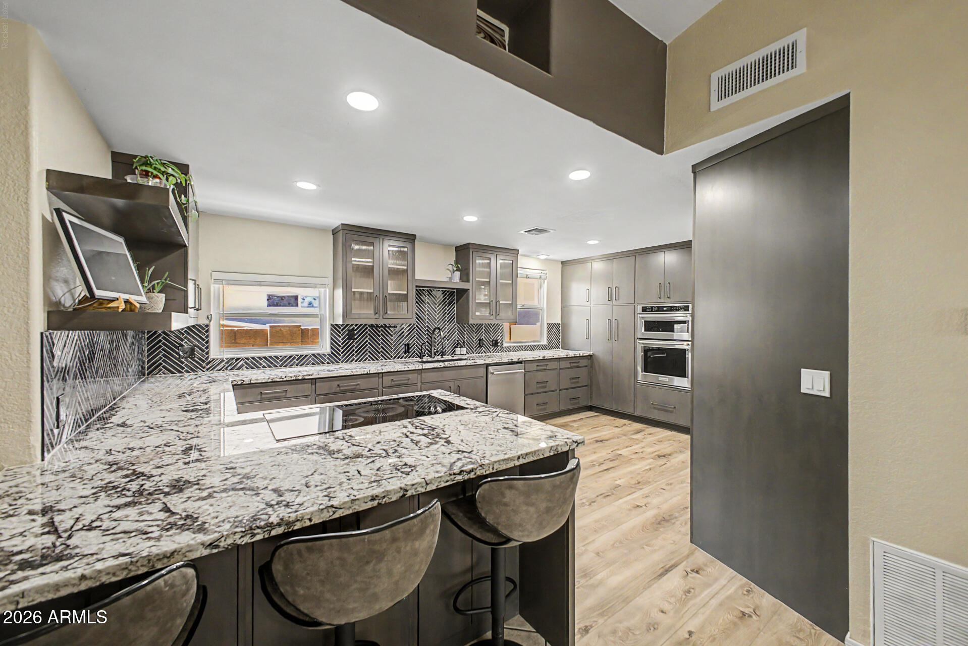 LAKESIDE AT ARROWHEAD - Residential