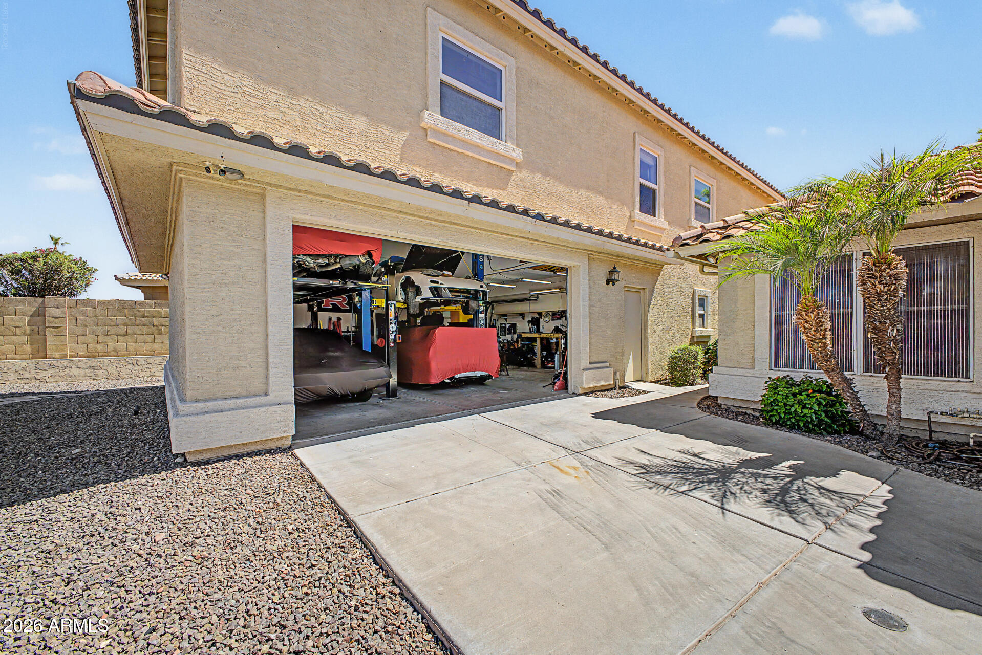 LAKESIDE AT ARROWHEAD - Residential