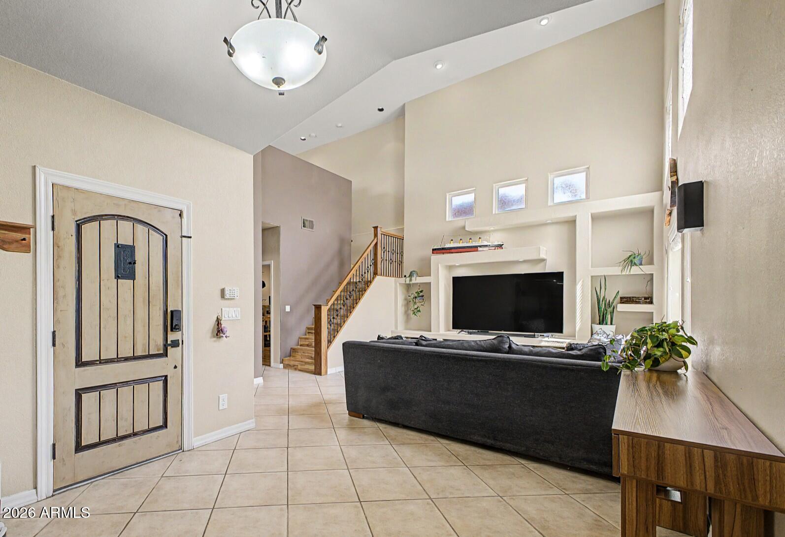 LAKESIDE AT ARROWHEAD - Residential