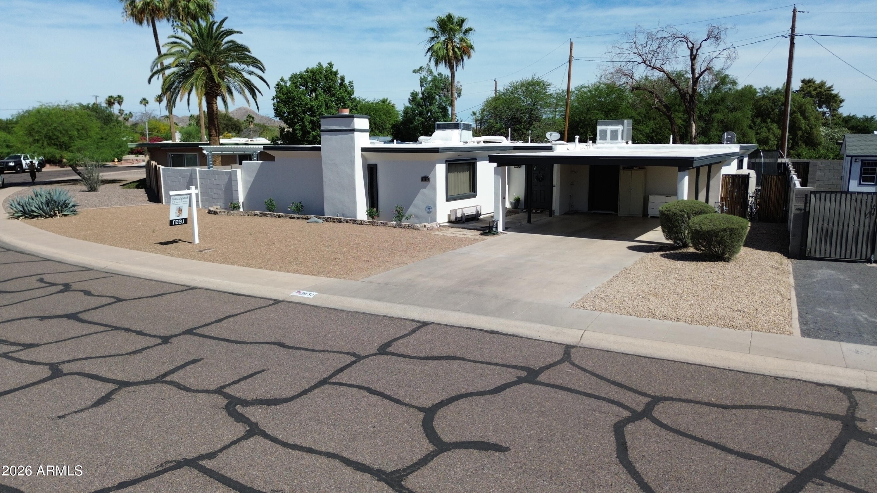 STAR OF PARADISE - Residential