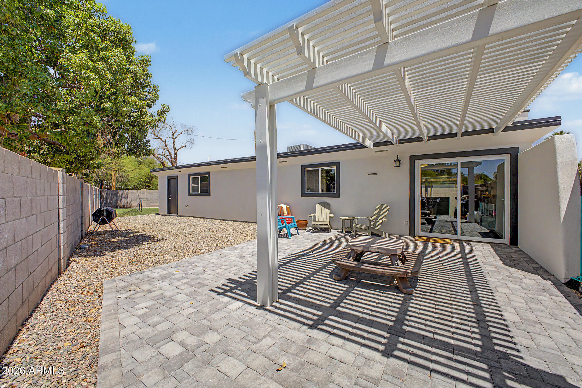STAR OF PARADISE - Residential