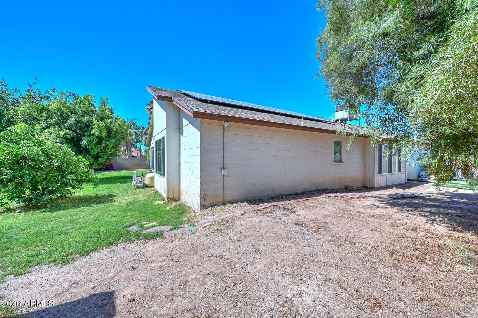 HICKORY SHADOWS UNIT 2 - Residential