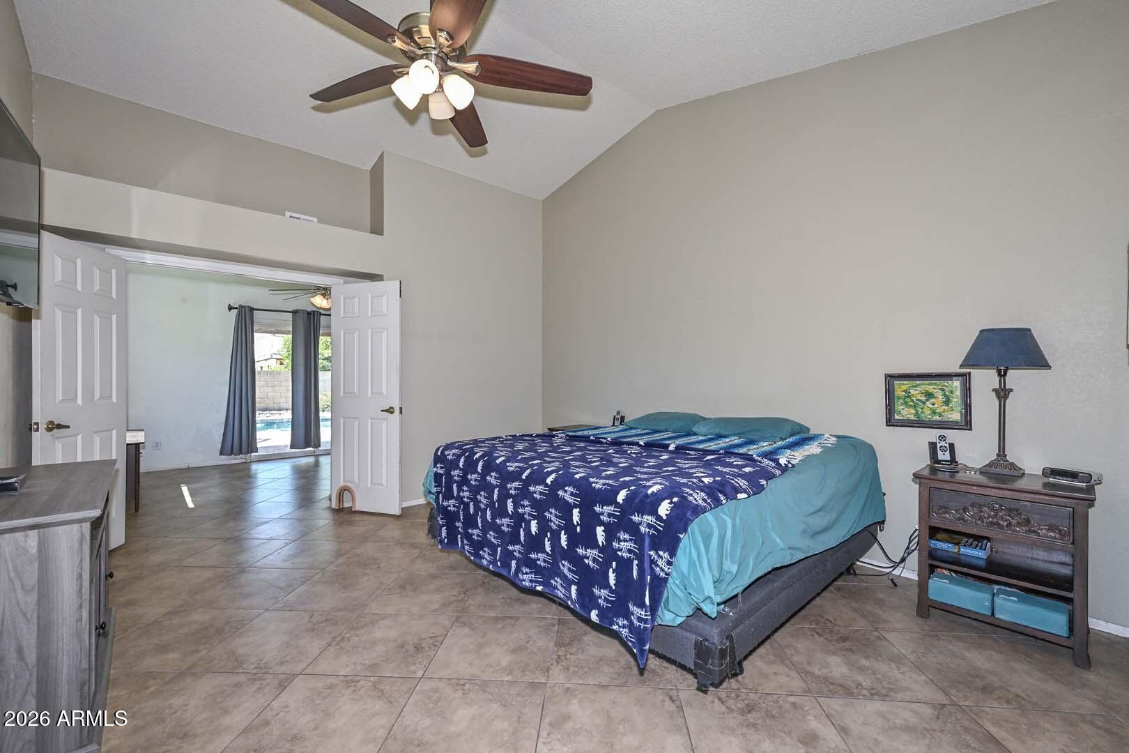 HICKORY SHADOWS UNIT 2 - Residential