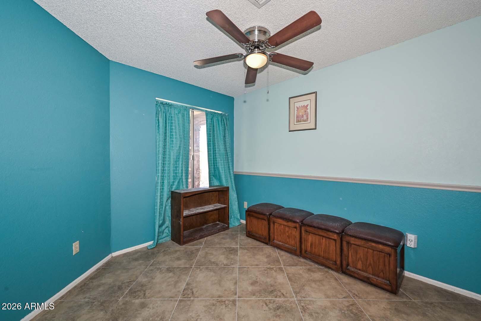 HICKORY SHADOWS UNIT 2 - Residential
