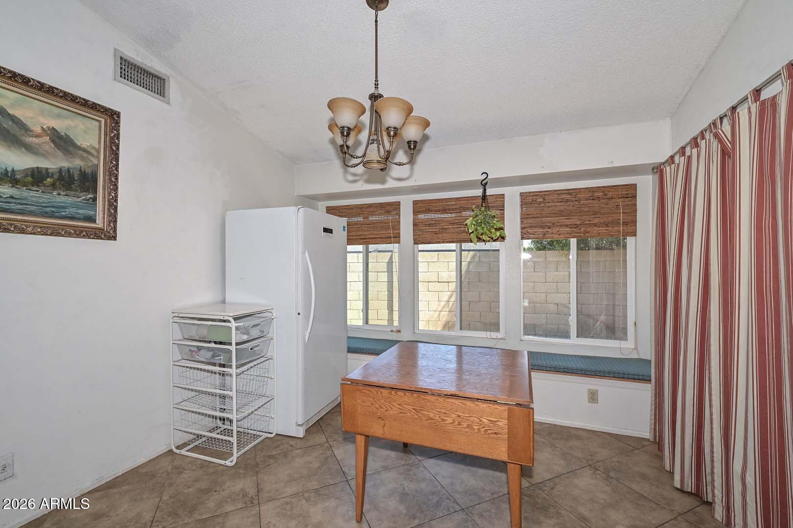 HICKORY SHADOWS UNIT 2 - Residential