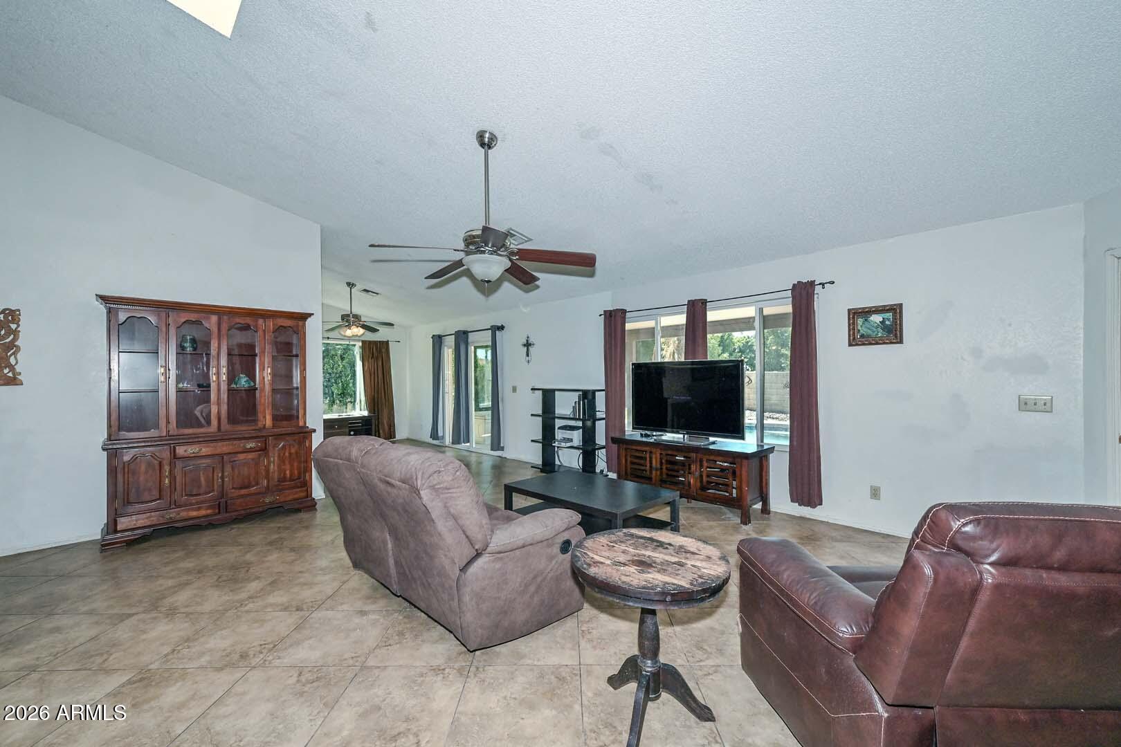 HICKORY SHADOWS UNIT 2 - Residential