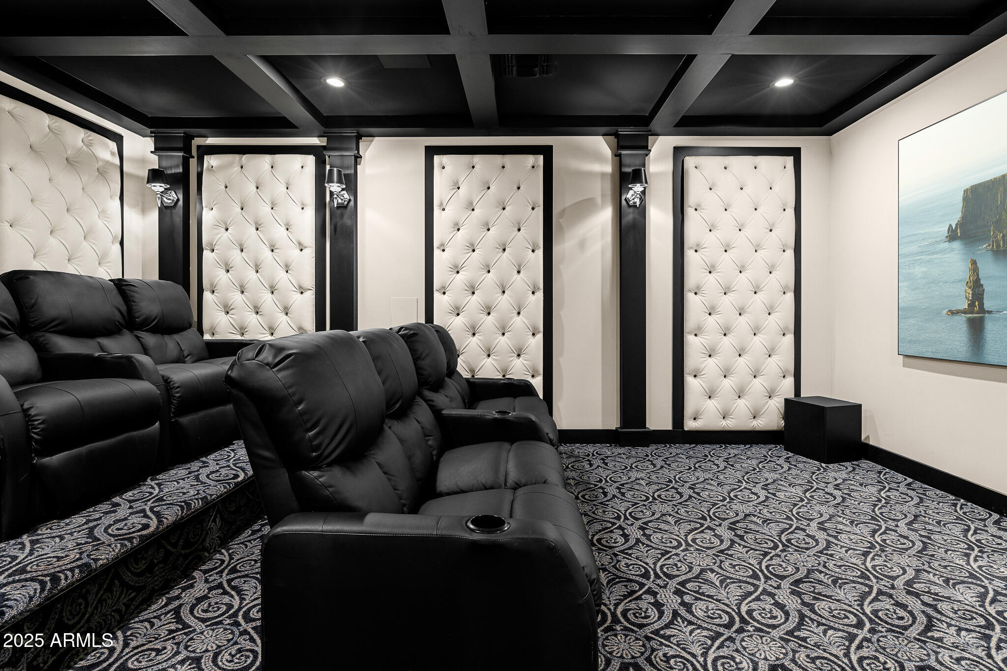 ARGYLE CIRCLE - Residential