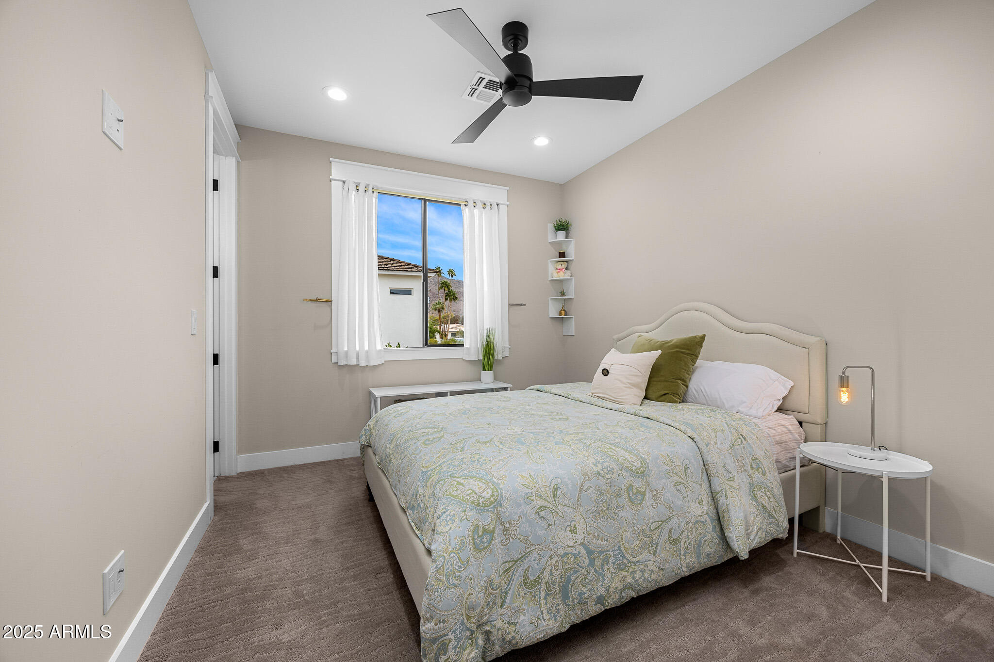 ARGYLE CIRCLE - Residential