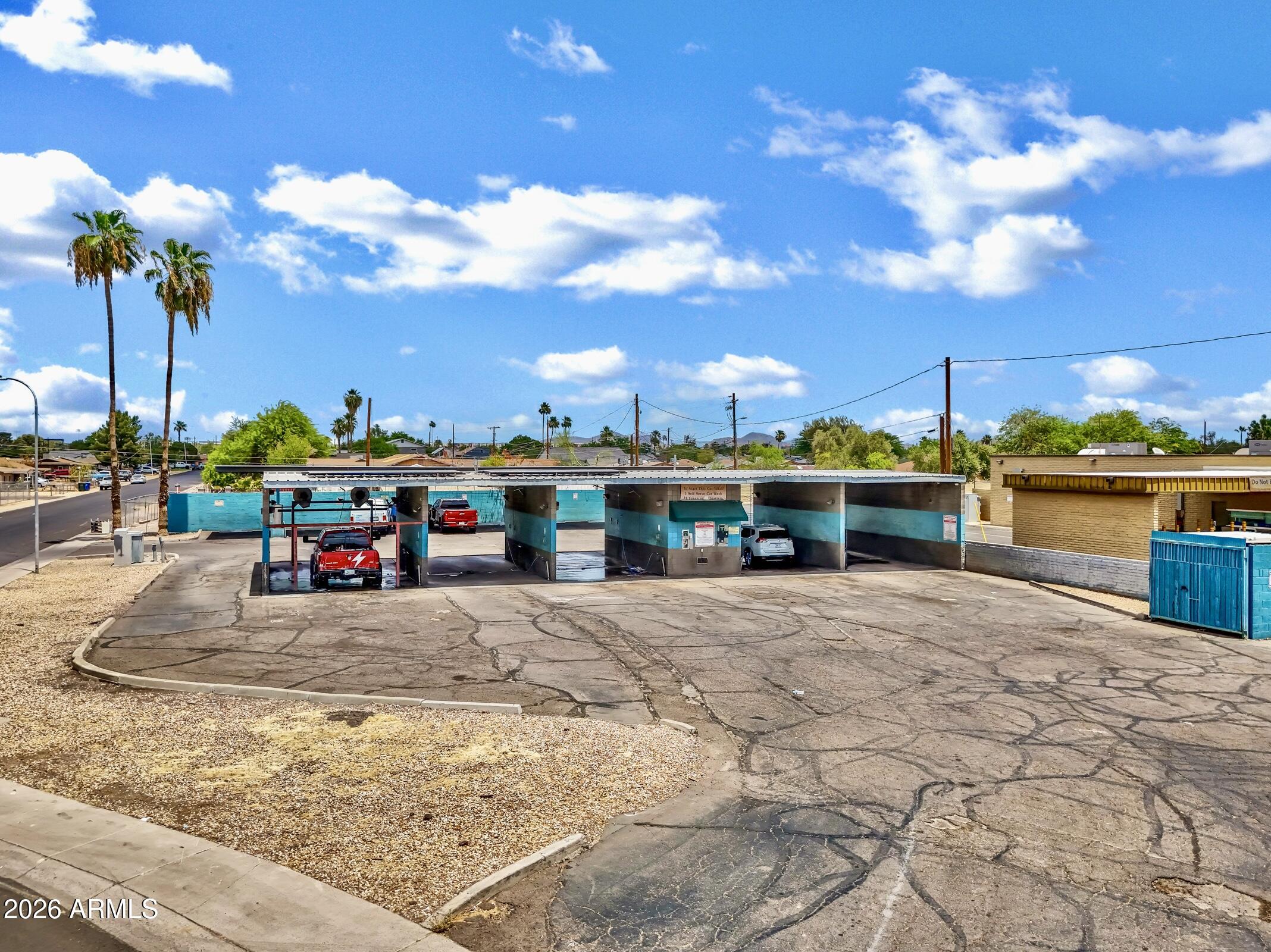 JUNE GARDENS - Commercial Sale