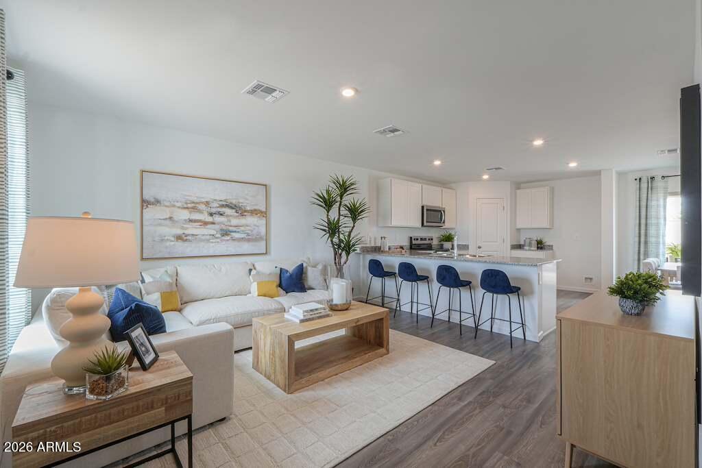 COOLIDGE GATEWAY III - Residential