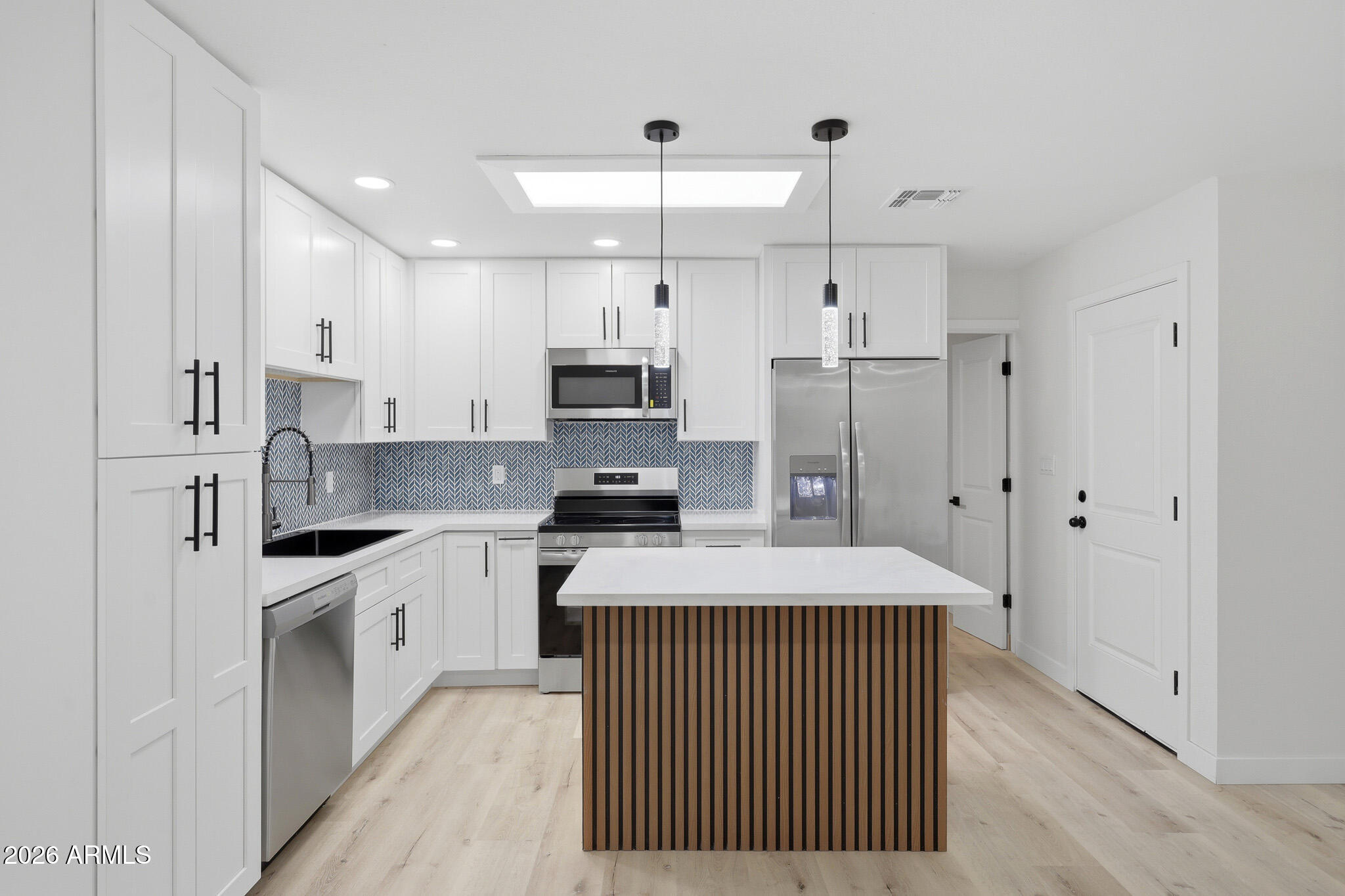 WEDGEWOOD PARK 6 - Residential