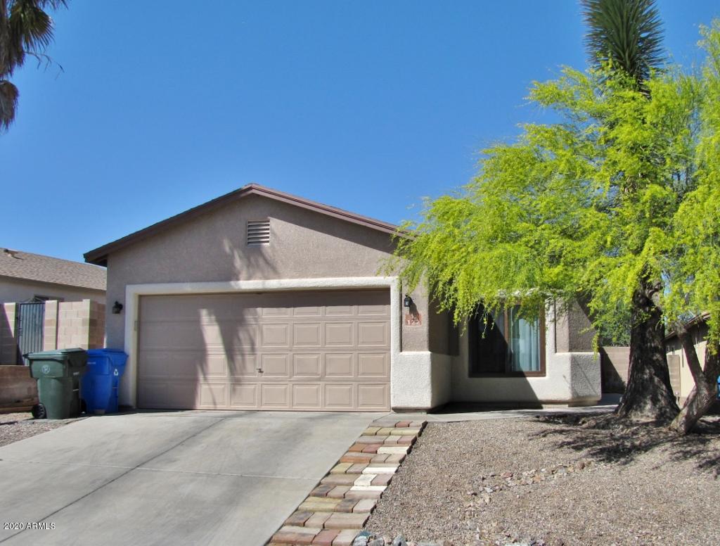 This well-maintained 3BR/2BA/2CG, 1415 sq.ft. home in Sierra Vista, AZ is minutes from Ft. Huachuca, Canyon Vista Medical, schools and shopping. The split, open floor-plan includes a great room, central A/C and is on a cul-de-sac. Call today.