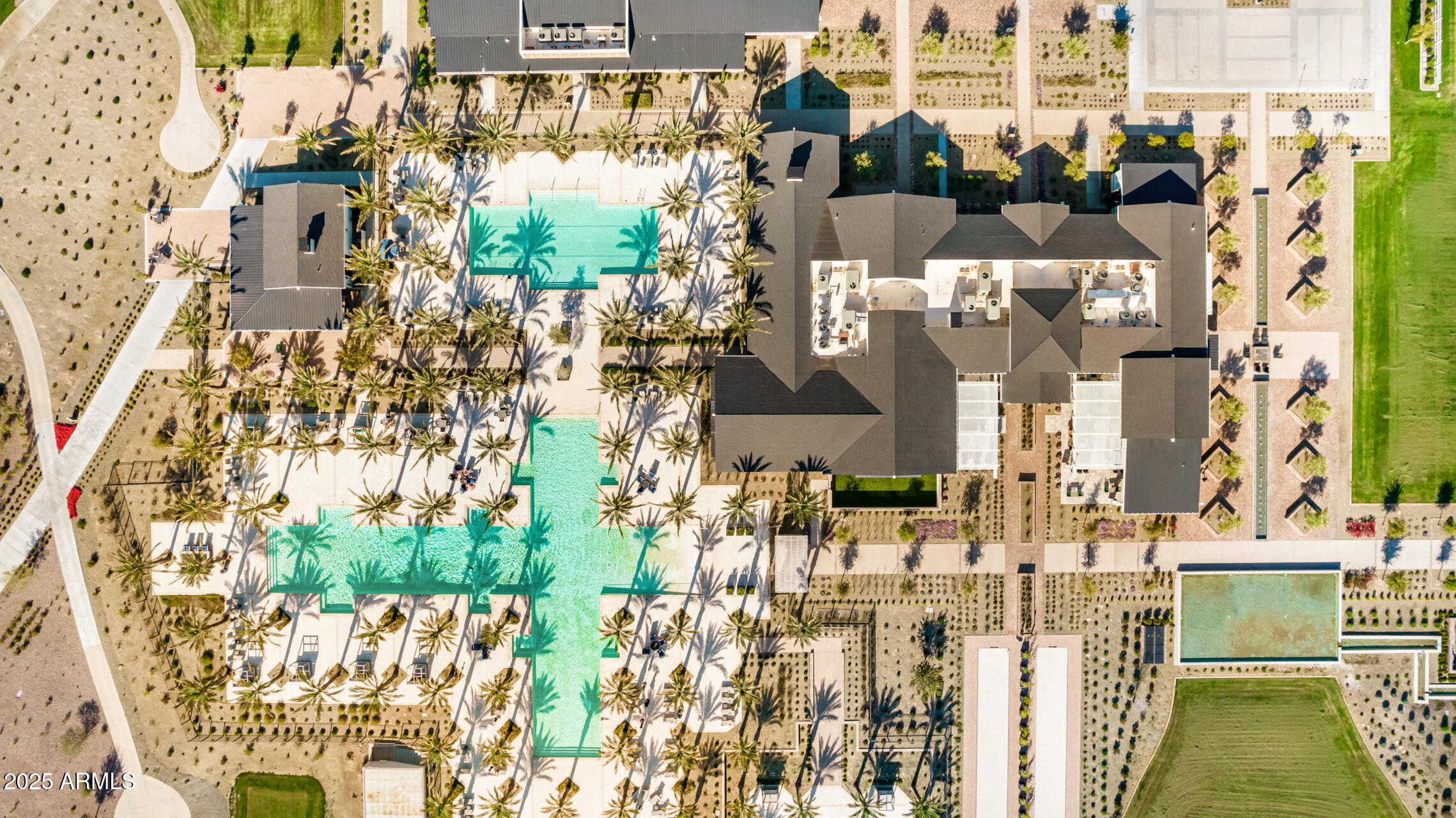 STERLING GROVE - Residential