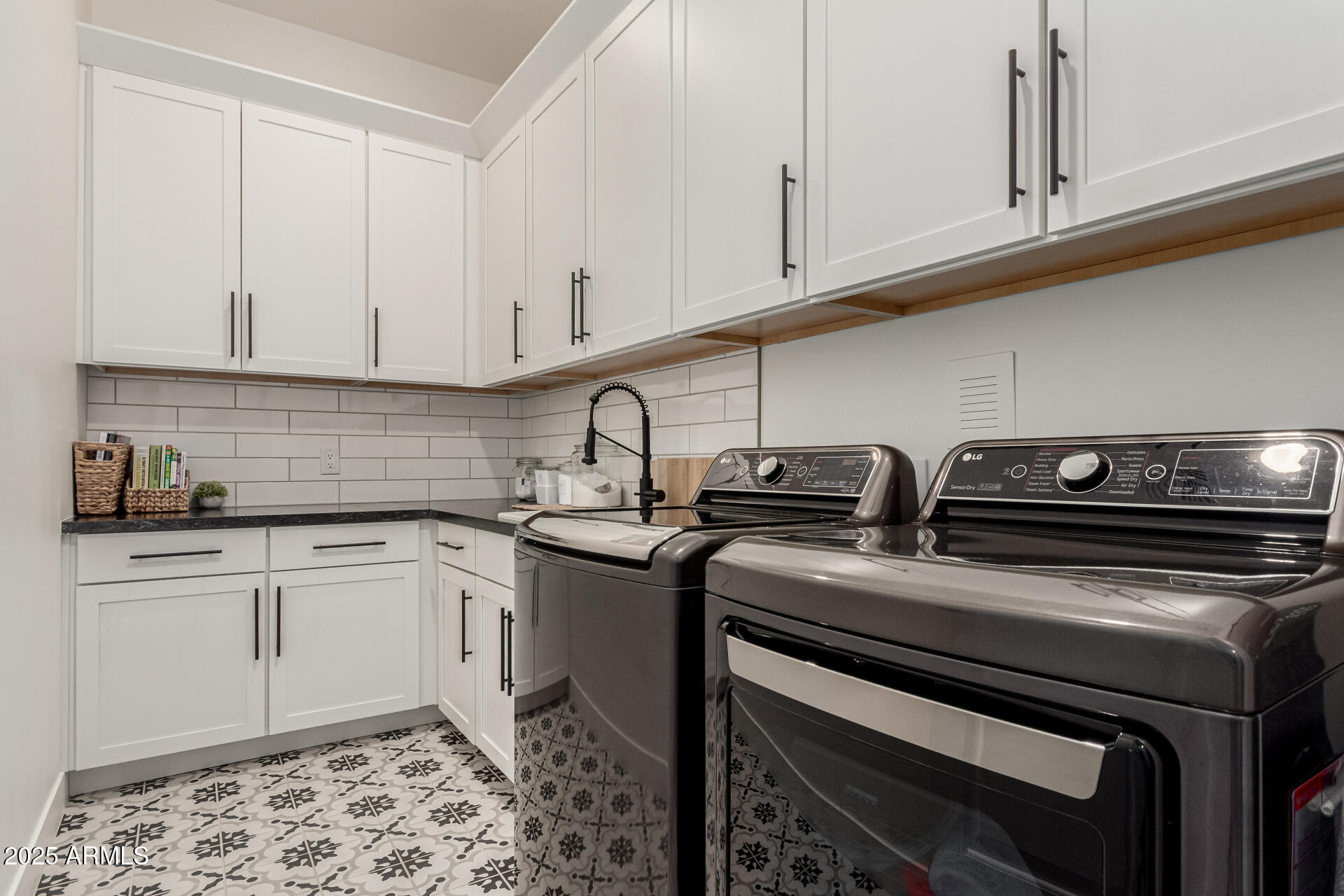 STERLING GROVE - Residential
