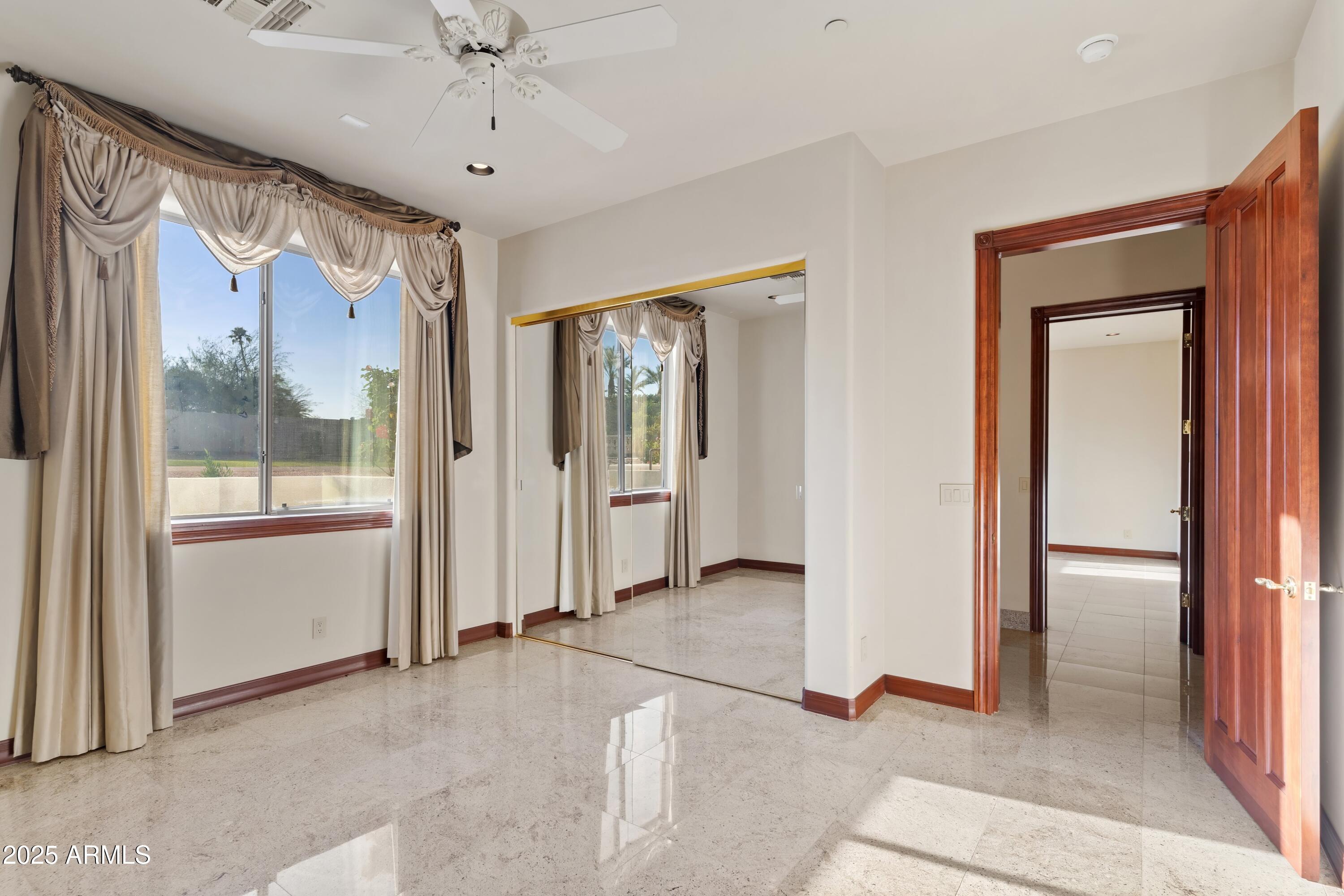 Paradise Valley - Residential